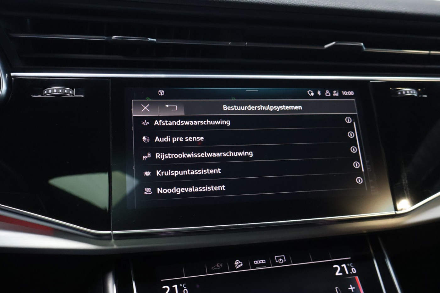 Foto van Audi Q8 55 TFSI E