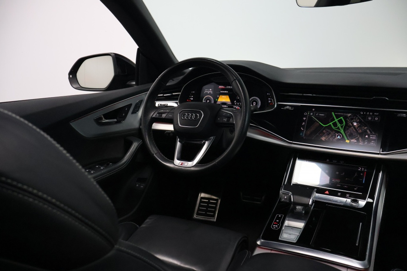 Foto van Audi Q8 55 TFSI E