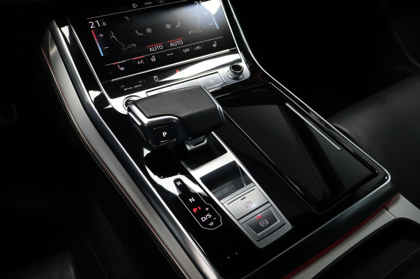 Foto van Audi Q8 55 TFSI E