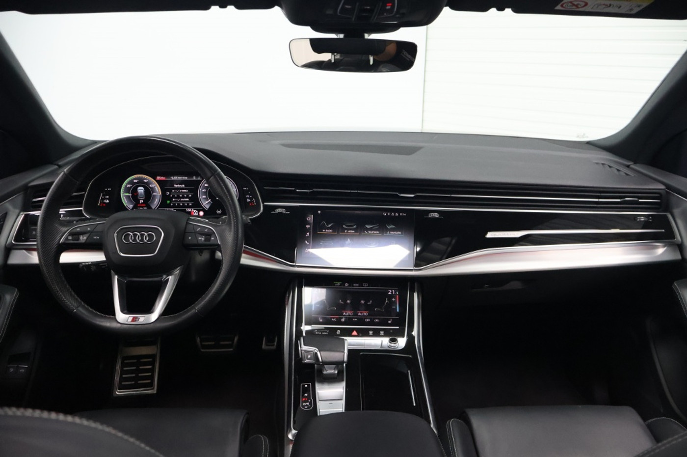 Foto van Audi Q8 55 TFSI E
