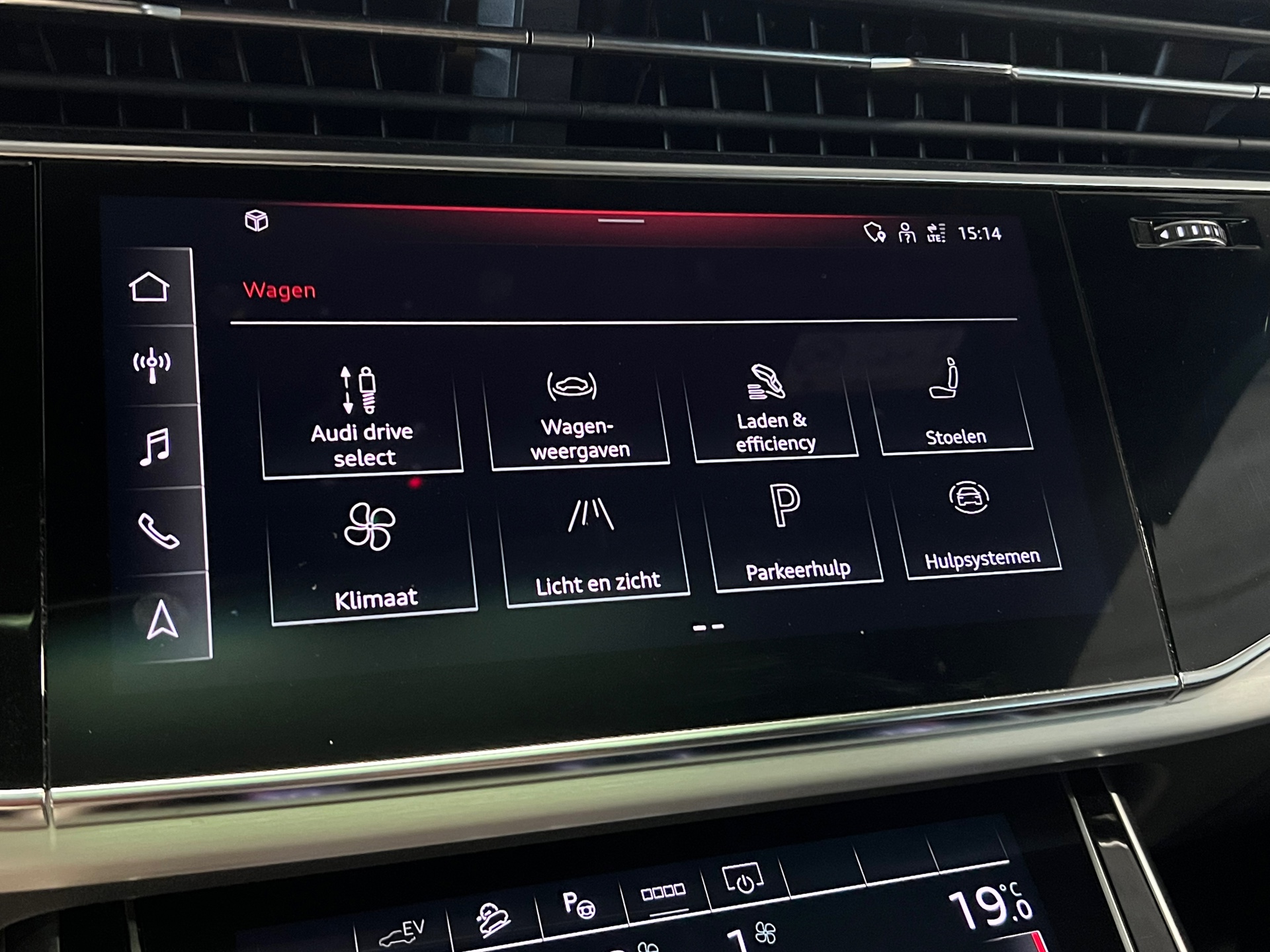 Foto van Audi Q8 55 TFSI E