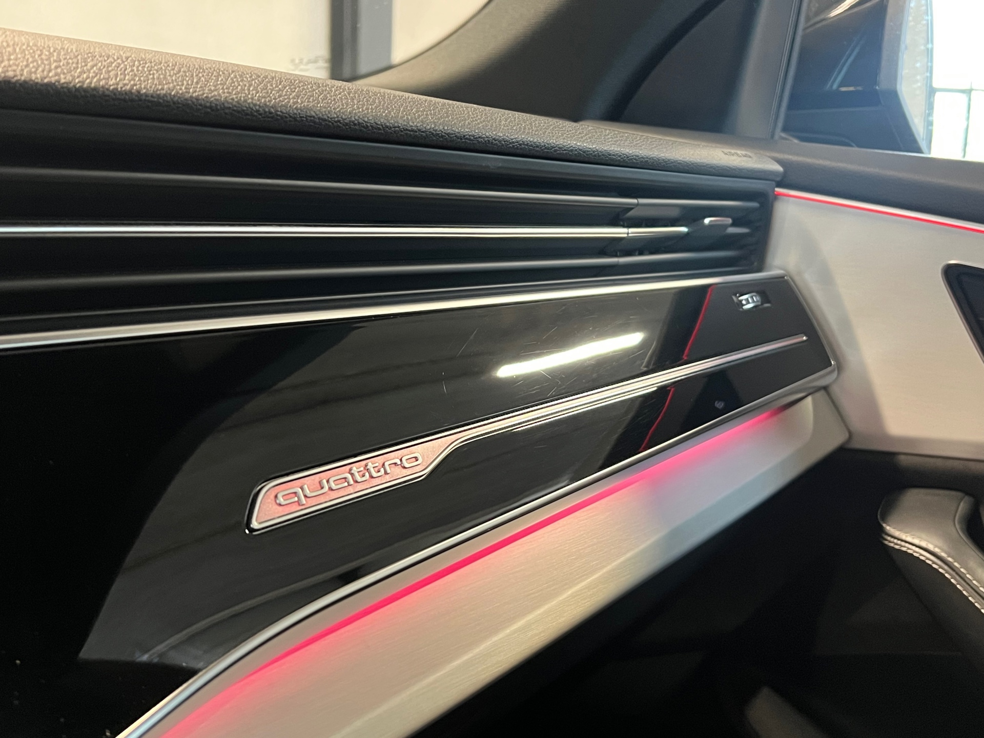 Foto van Audi Q8 55 TFSI E