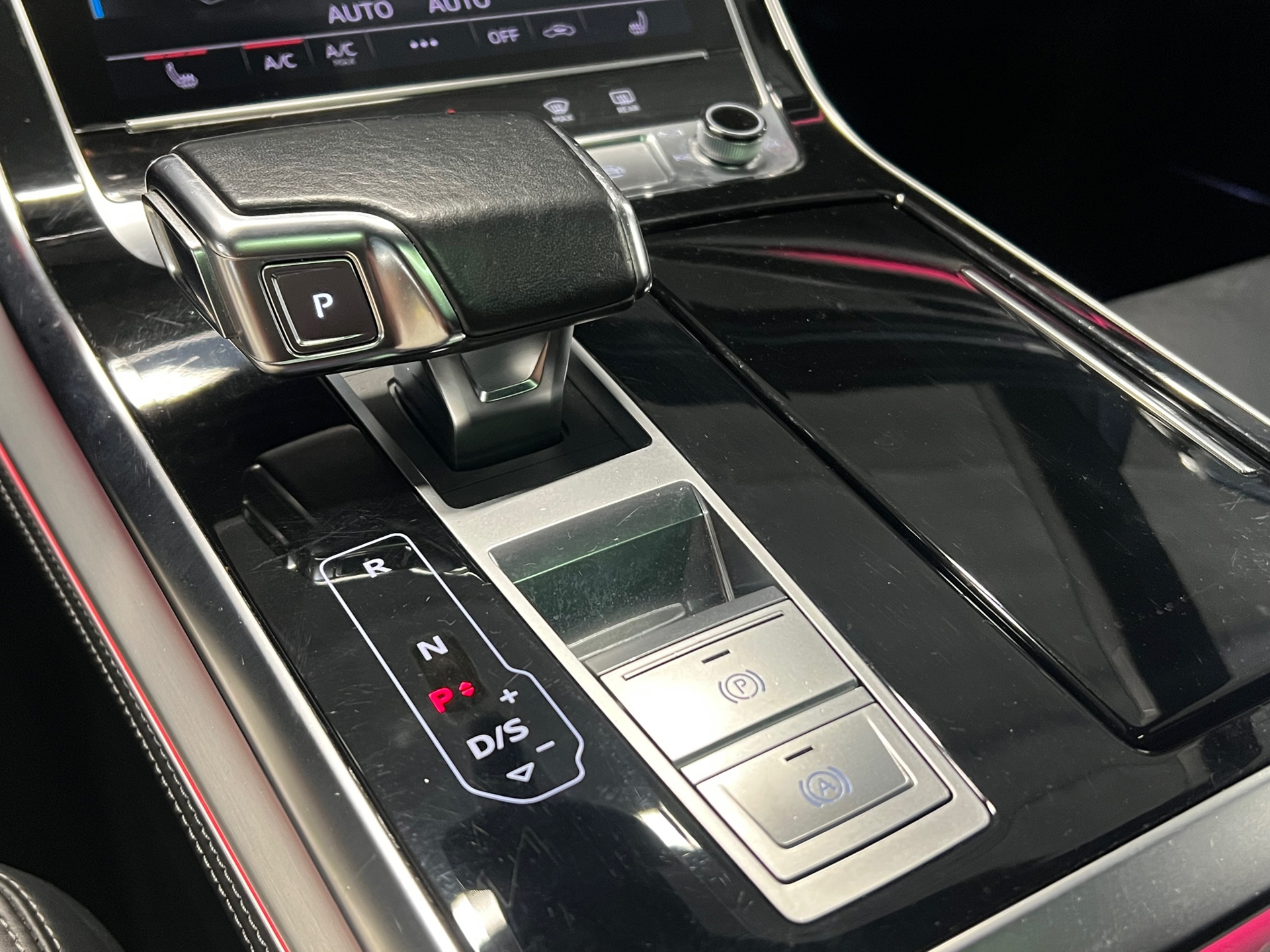 Foto van Audi Q8 55 TFSI E
