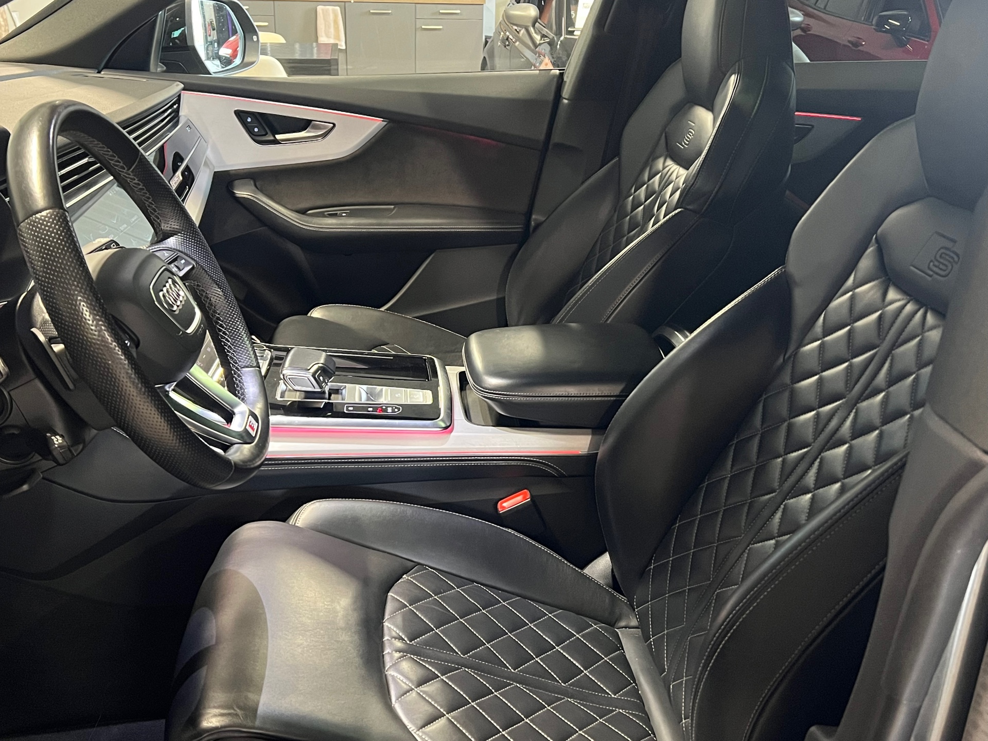 Foto van Audi Q8 55 TFSI E