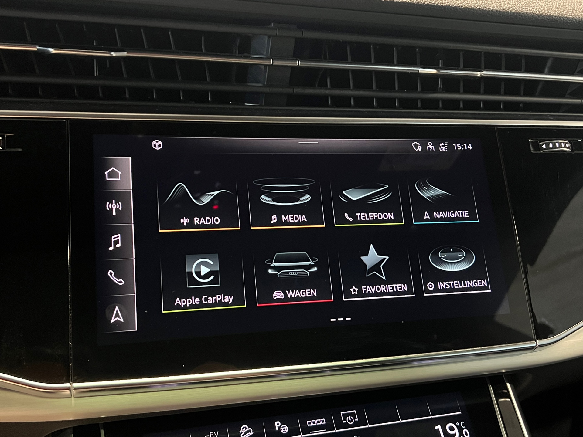 Foto van Audi Q8 55 TFSI E