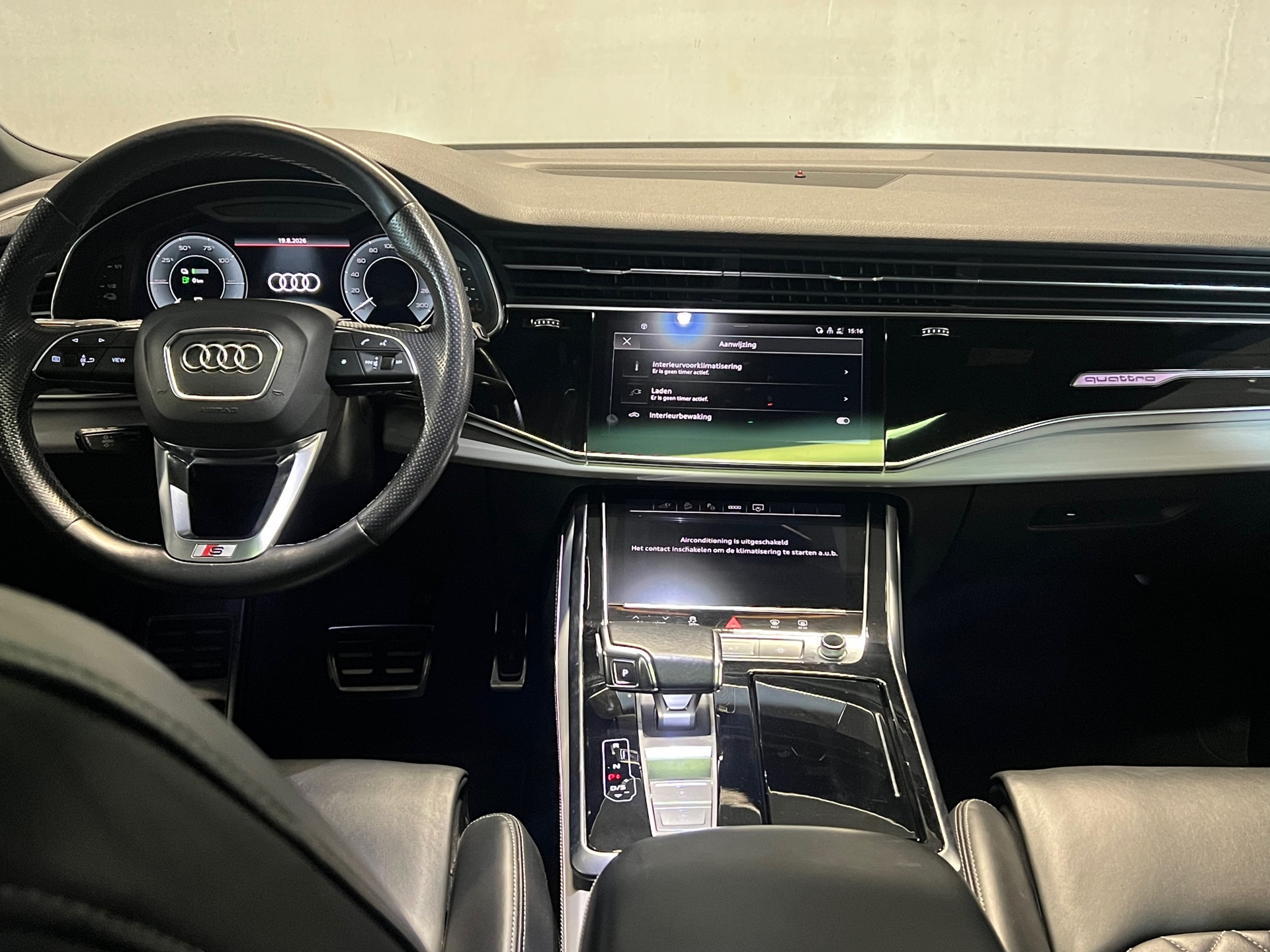 Foto van Audi Q8 55 TFSI E