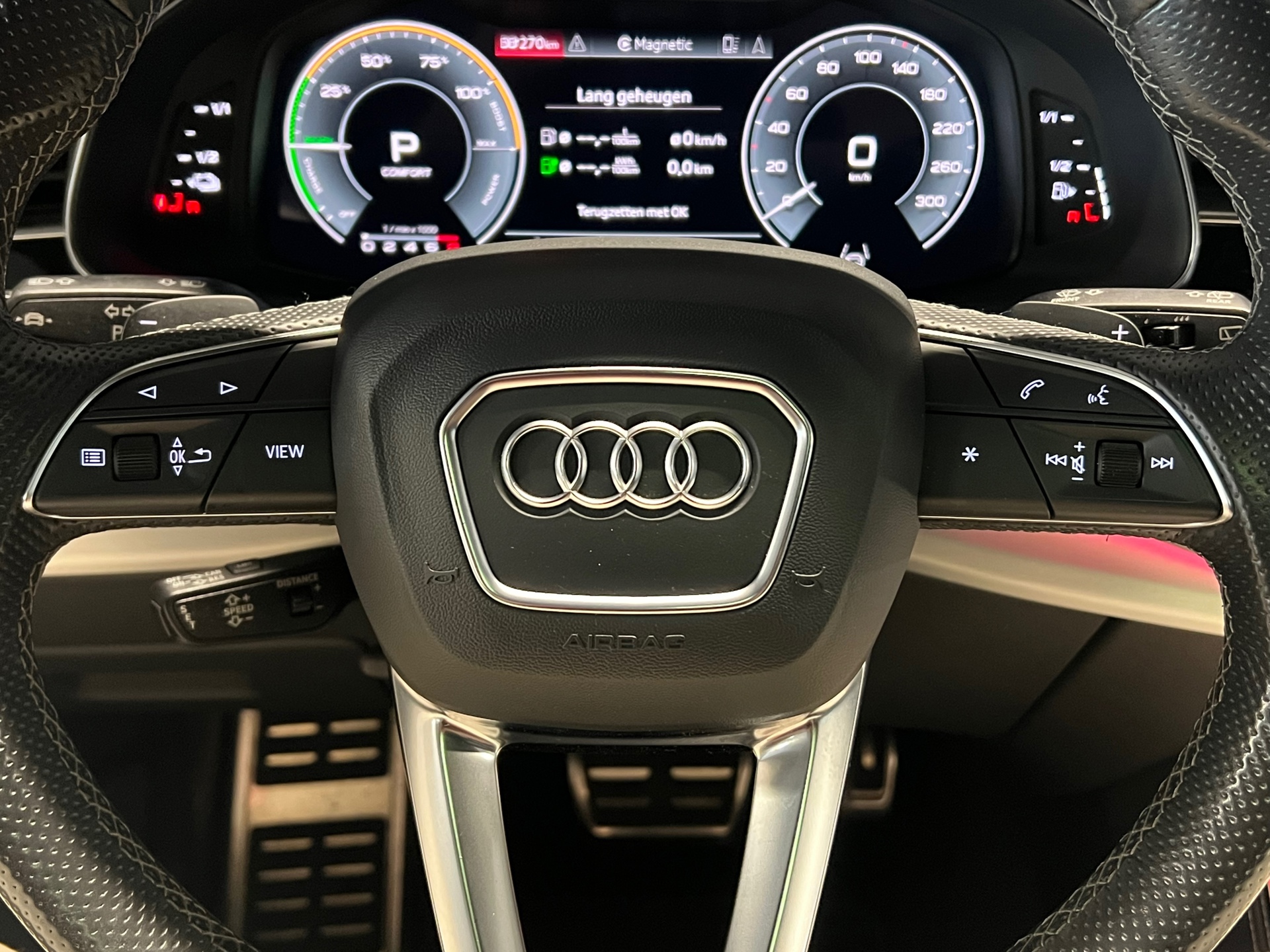 Foto van Audi Q8 55 TFSI E