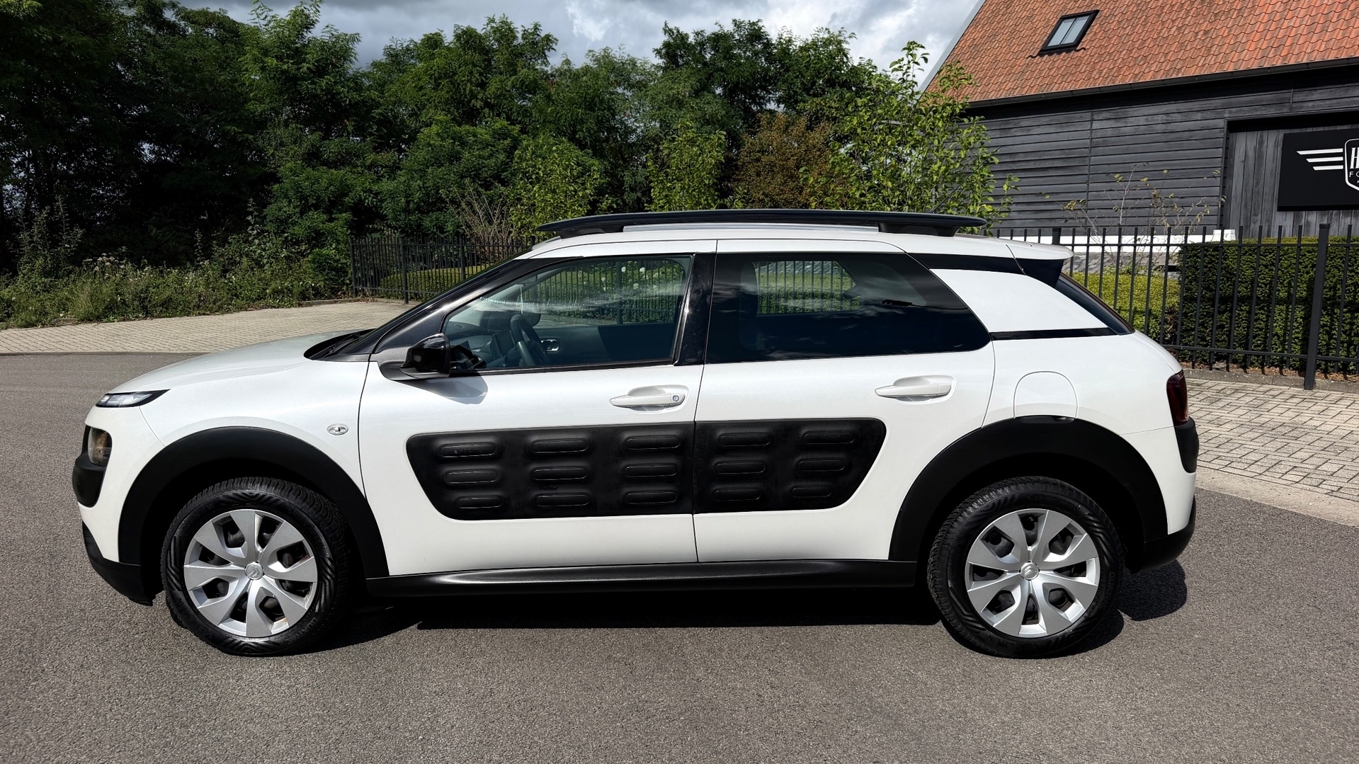Foto van Citroen C4 Cactus