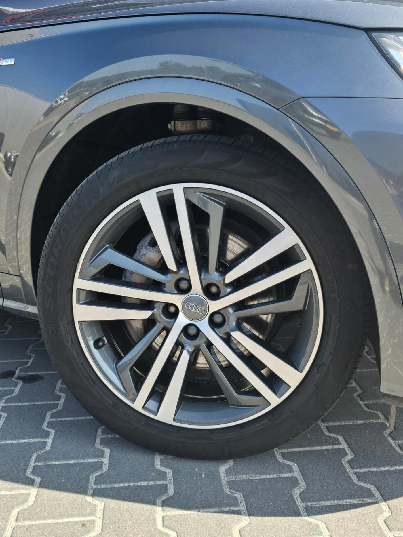 Foto van Audi Q5 55 TFSI E