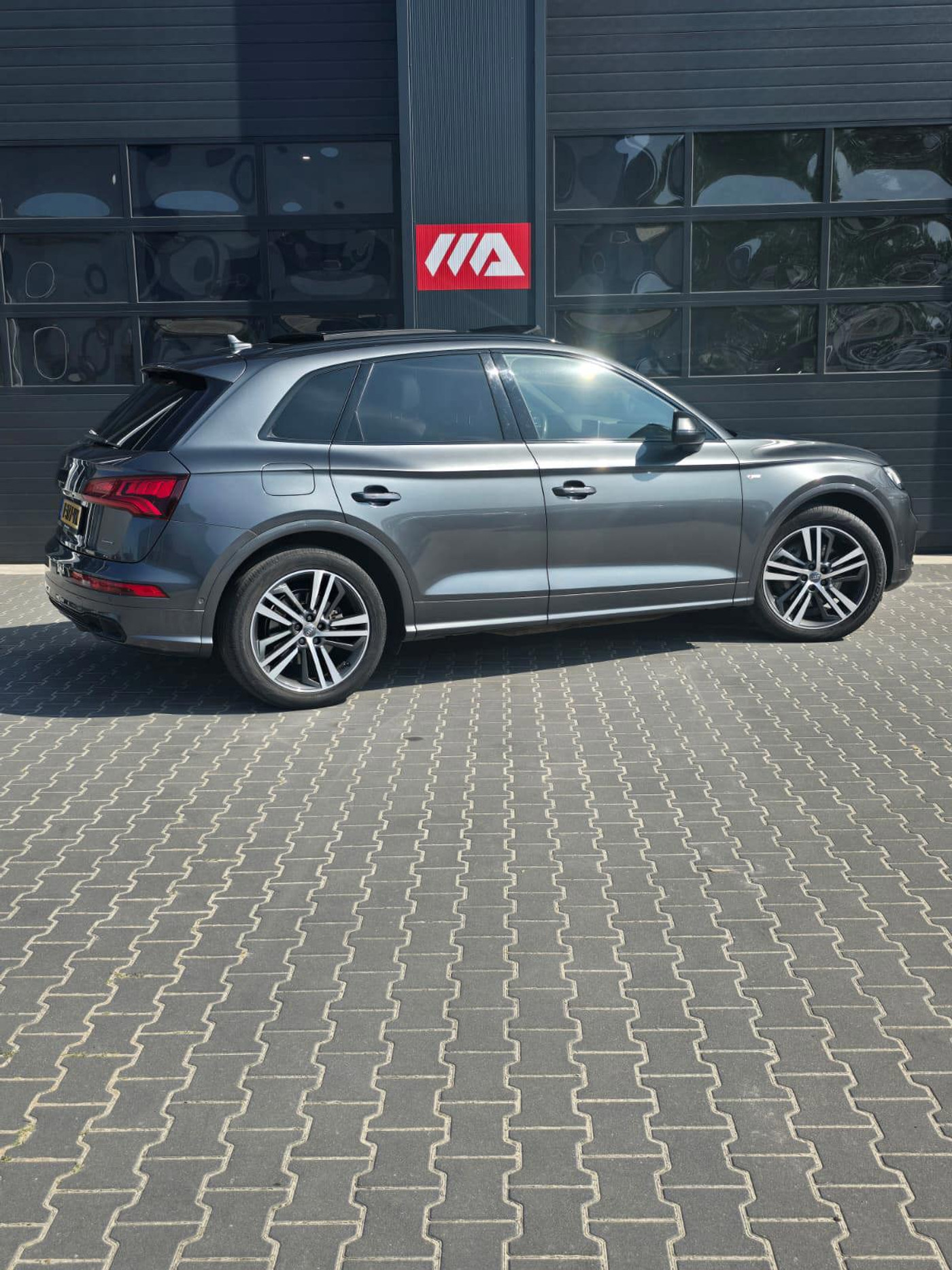 Foto van Audi Q5 55 TFSI E