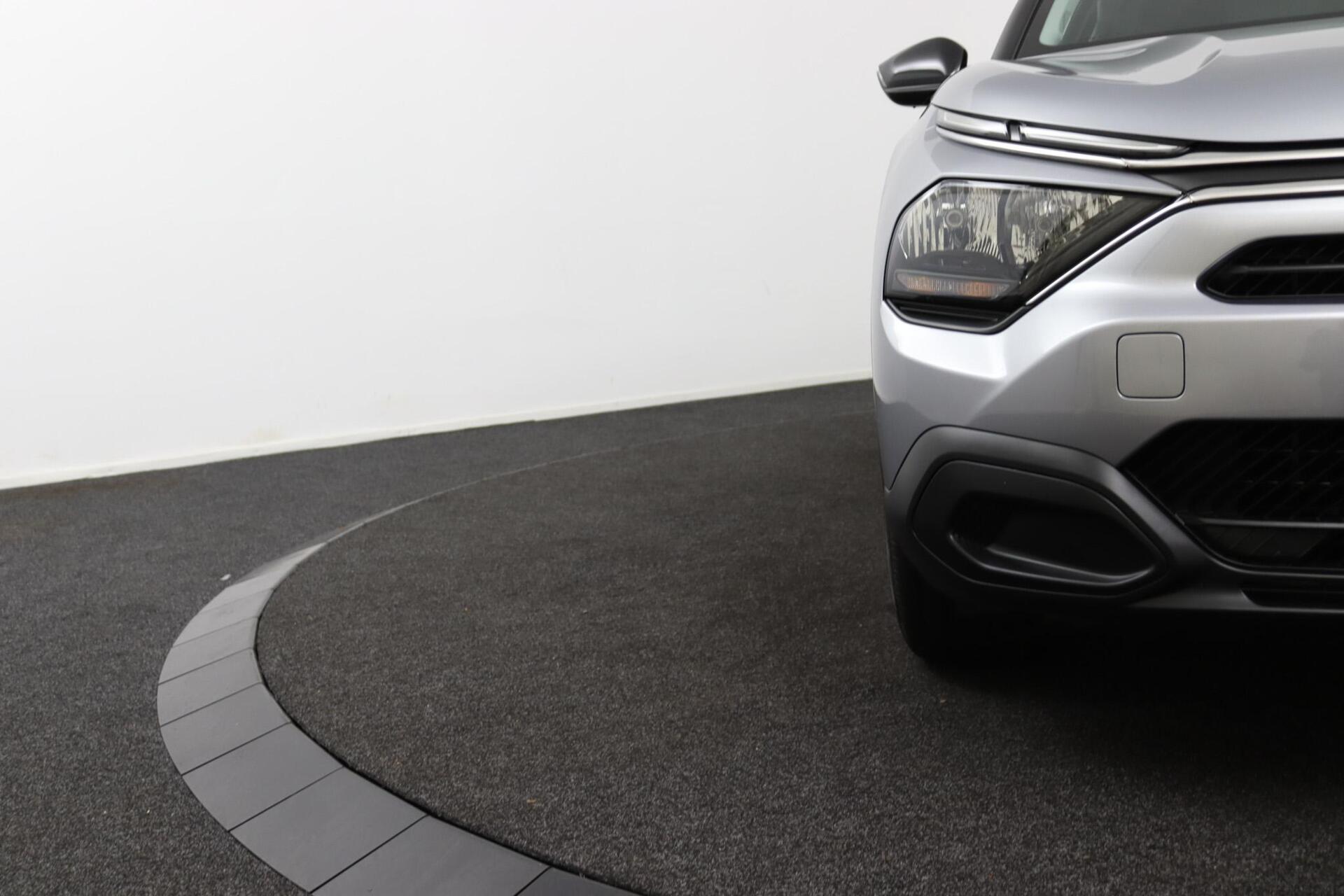 Foto van Citroen E-c4