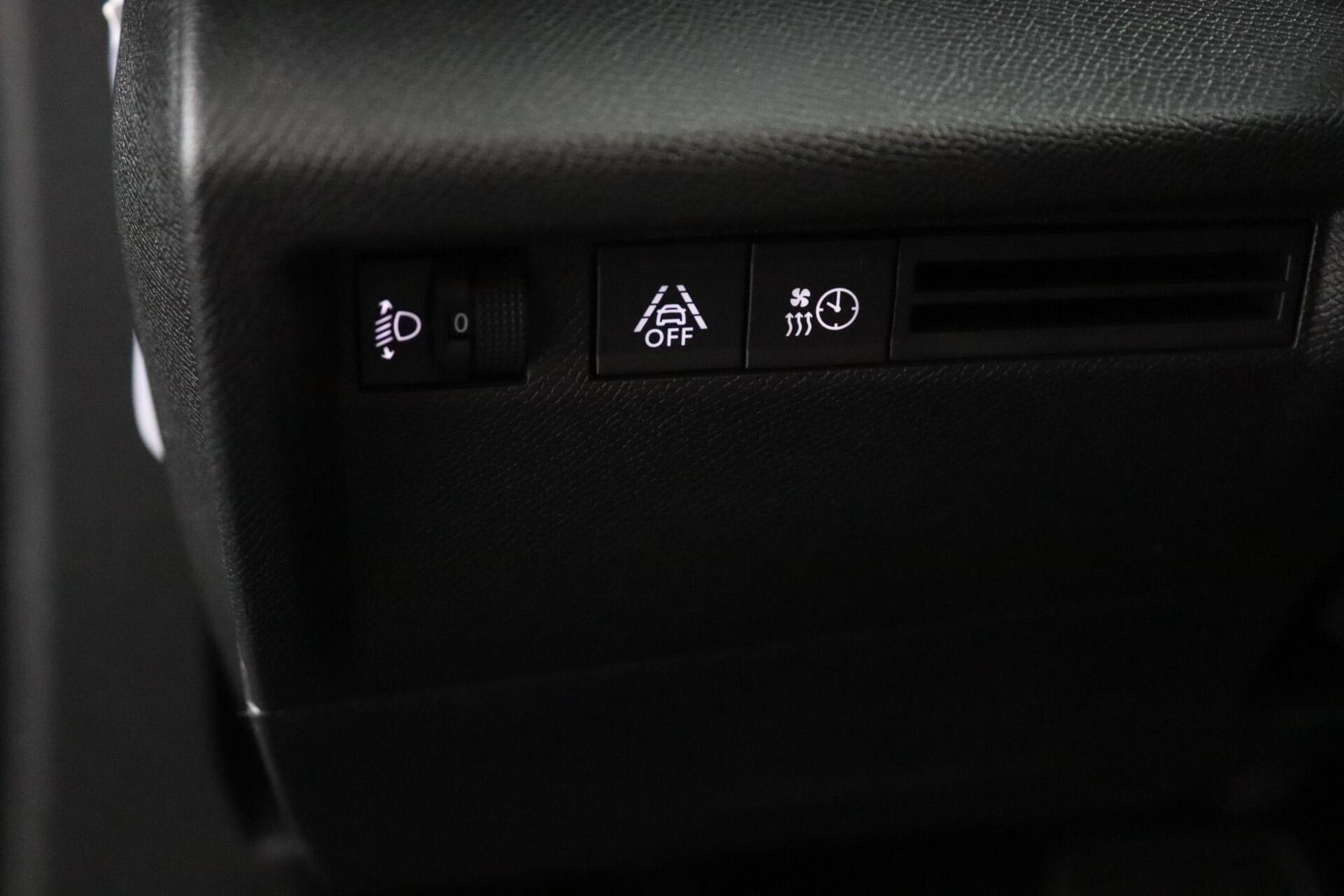Foto van Citroen E-c4