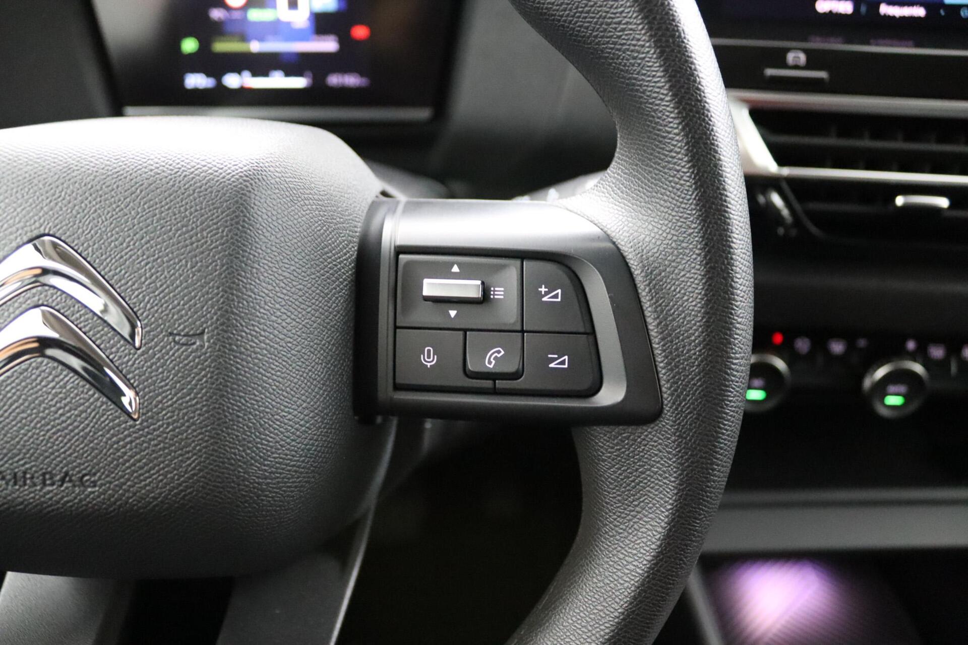 Foto van Citroen E-c4