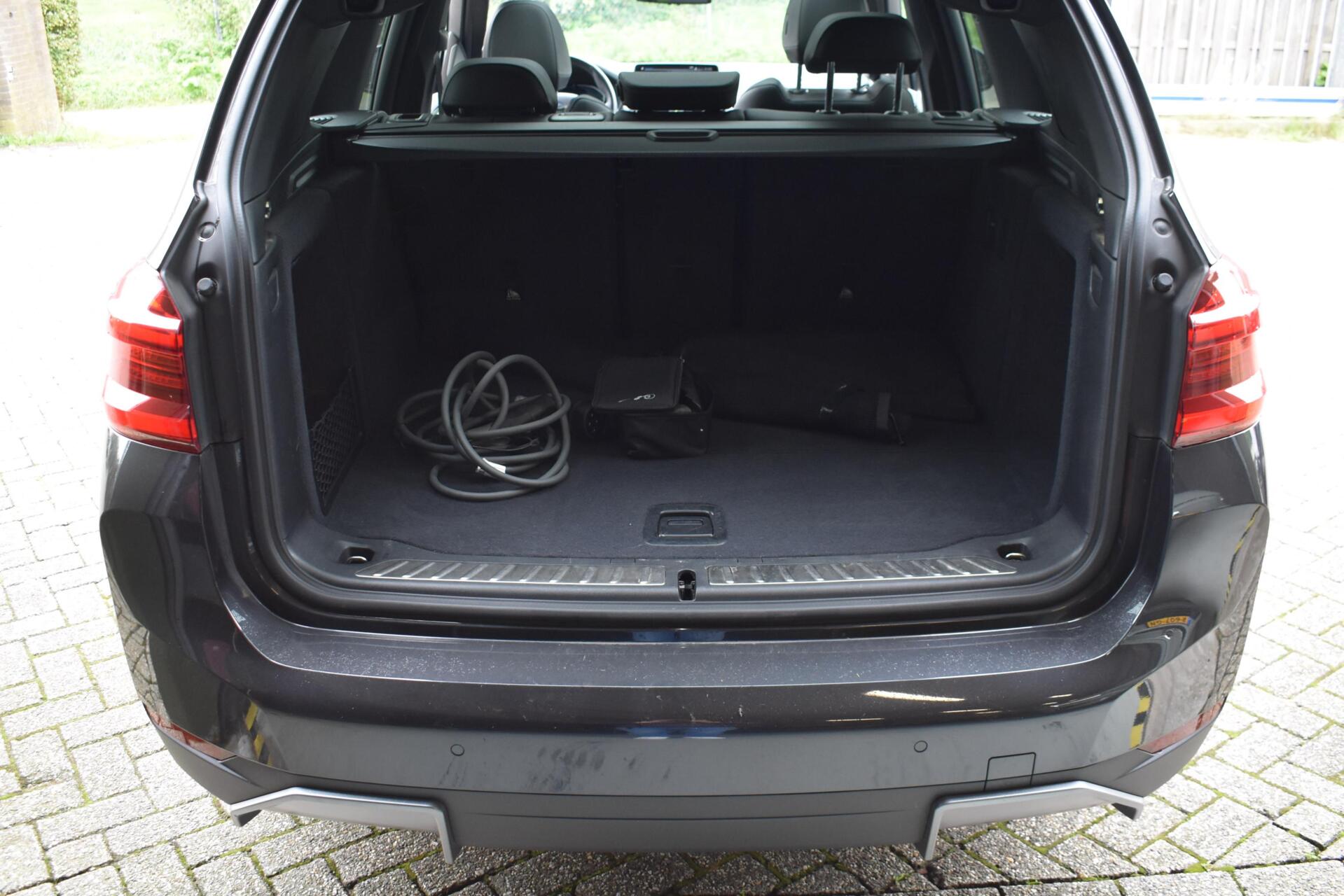 Foto van BMW Ix3