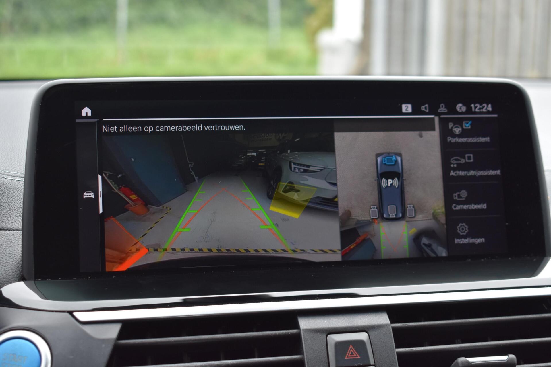 Foto van BMW Ix3