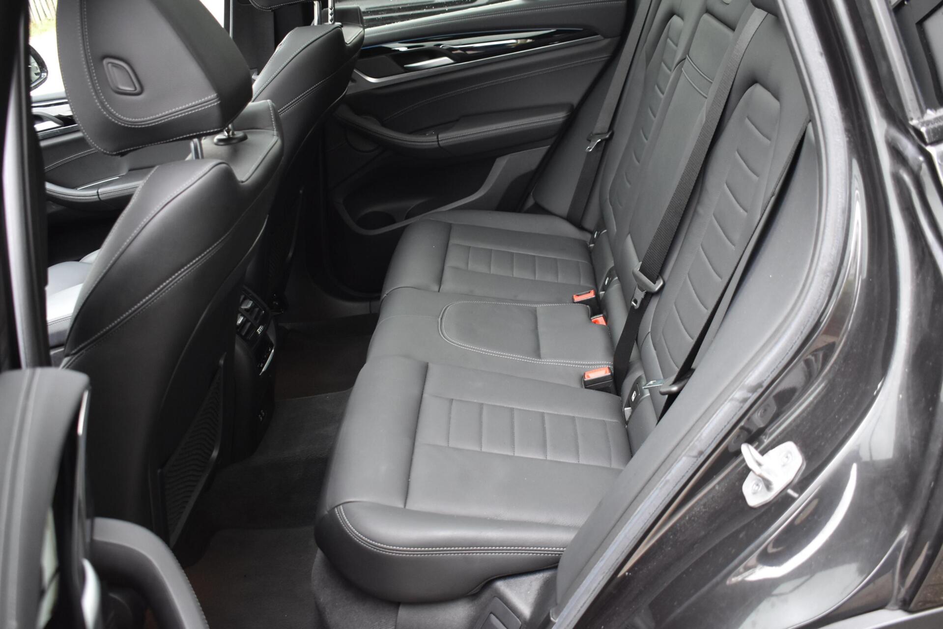Foto van BMW Ix3