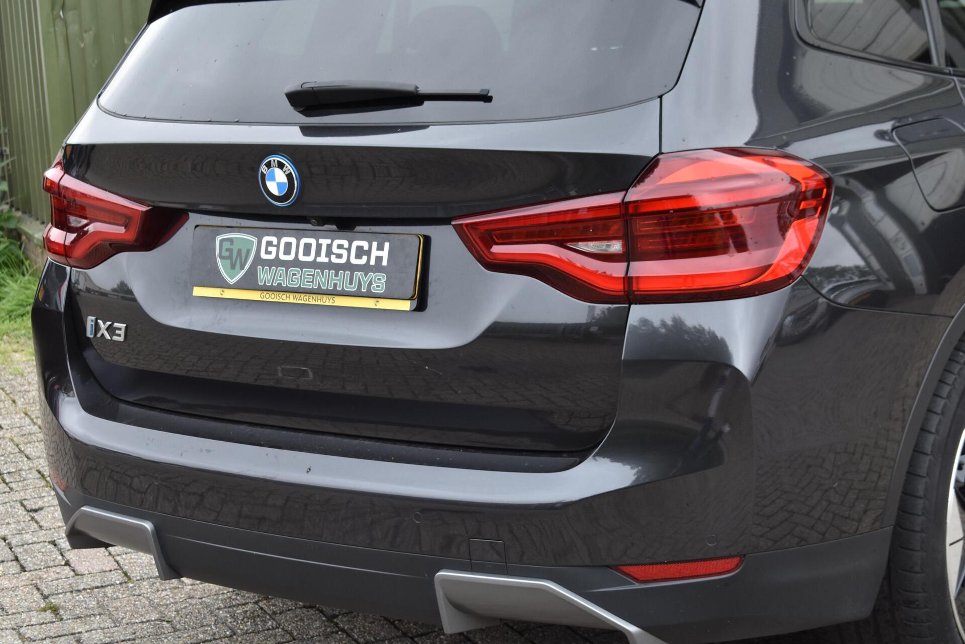 Foto van BMW Ix3