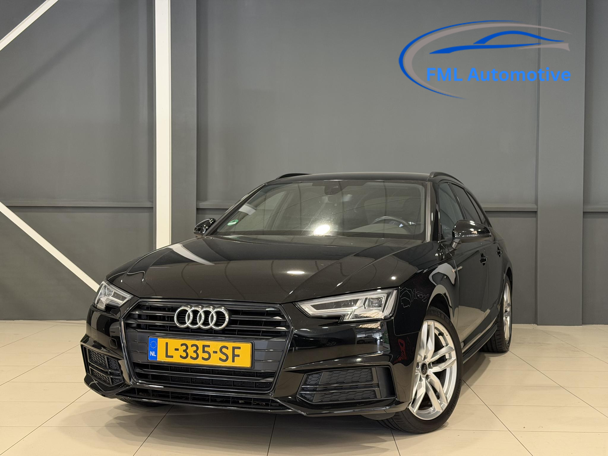 Audi A4 1.4 TFSI Sport S line black edition 2018 - voorkant