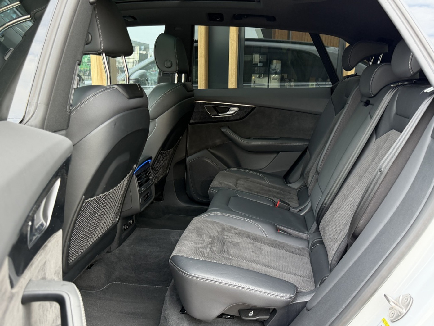 Foto van Audi Q8 55 TFSI E