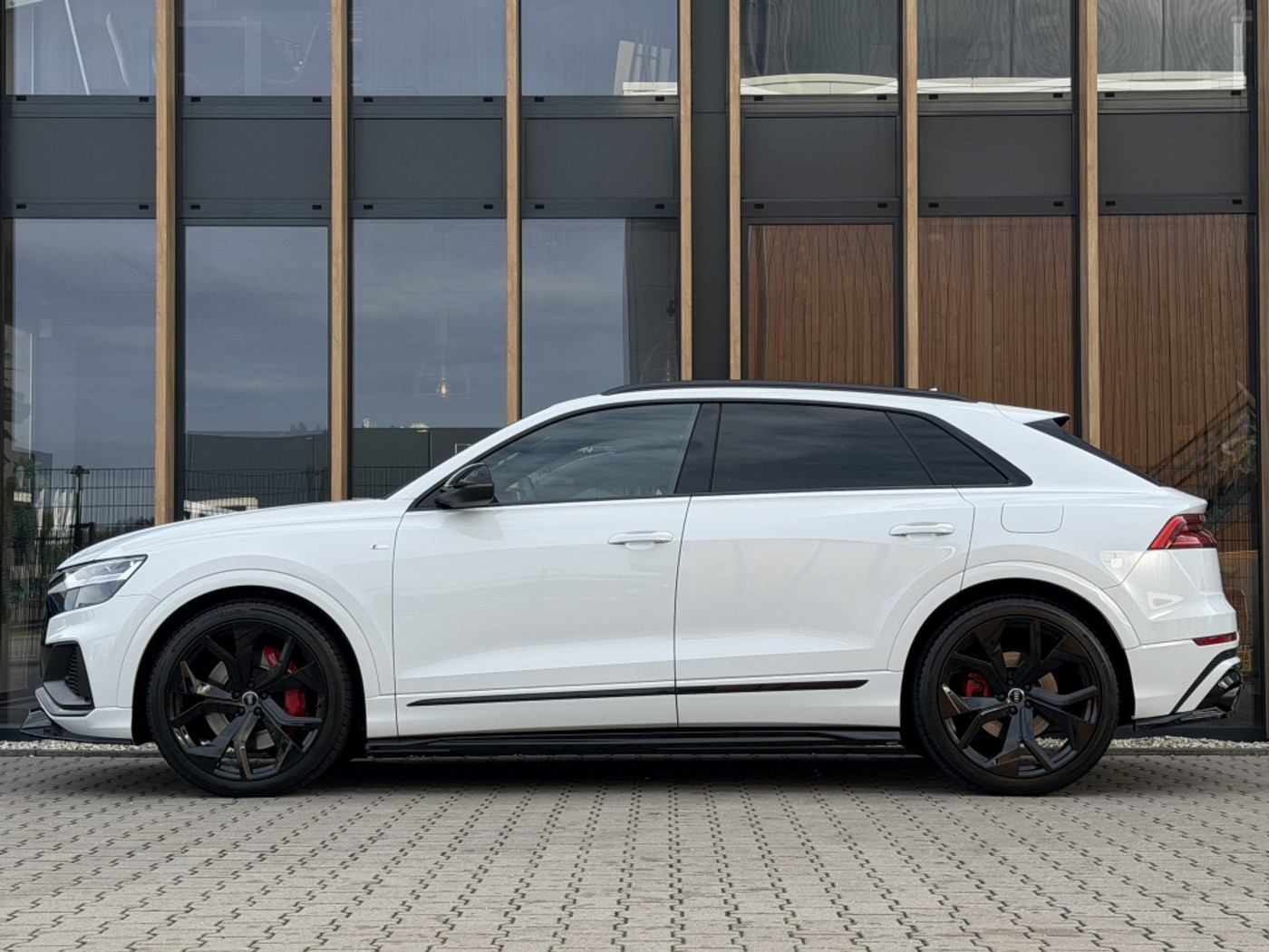 Foto van Audi Q8 55 TFSI E