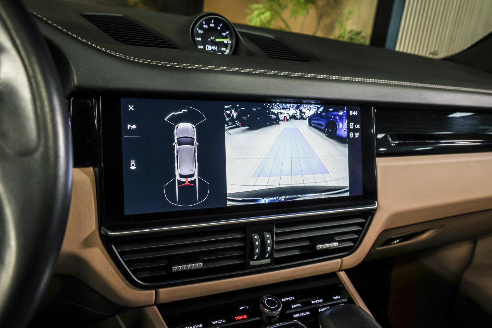 Foto van Porsche Cayenne E-hybrid