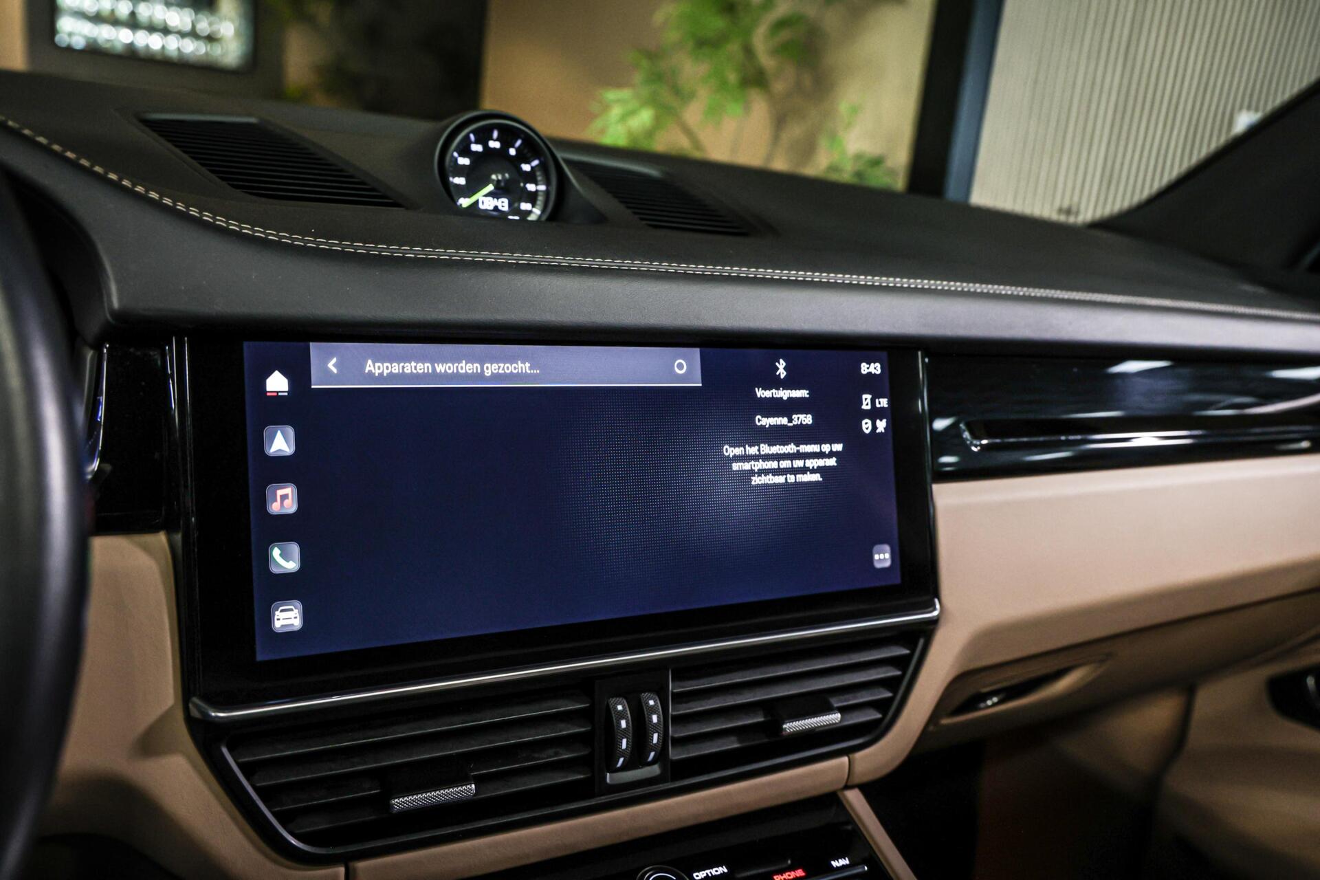 Foto van Porsche Cayenne E-hybrid