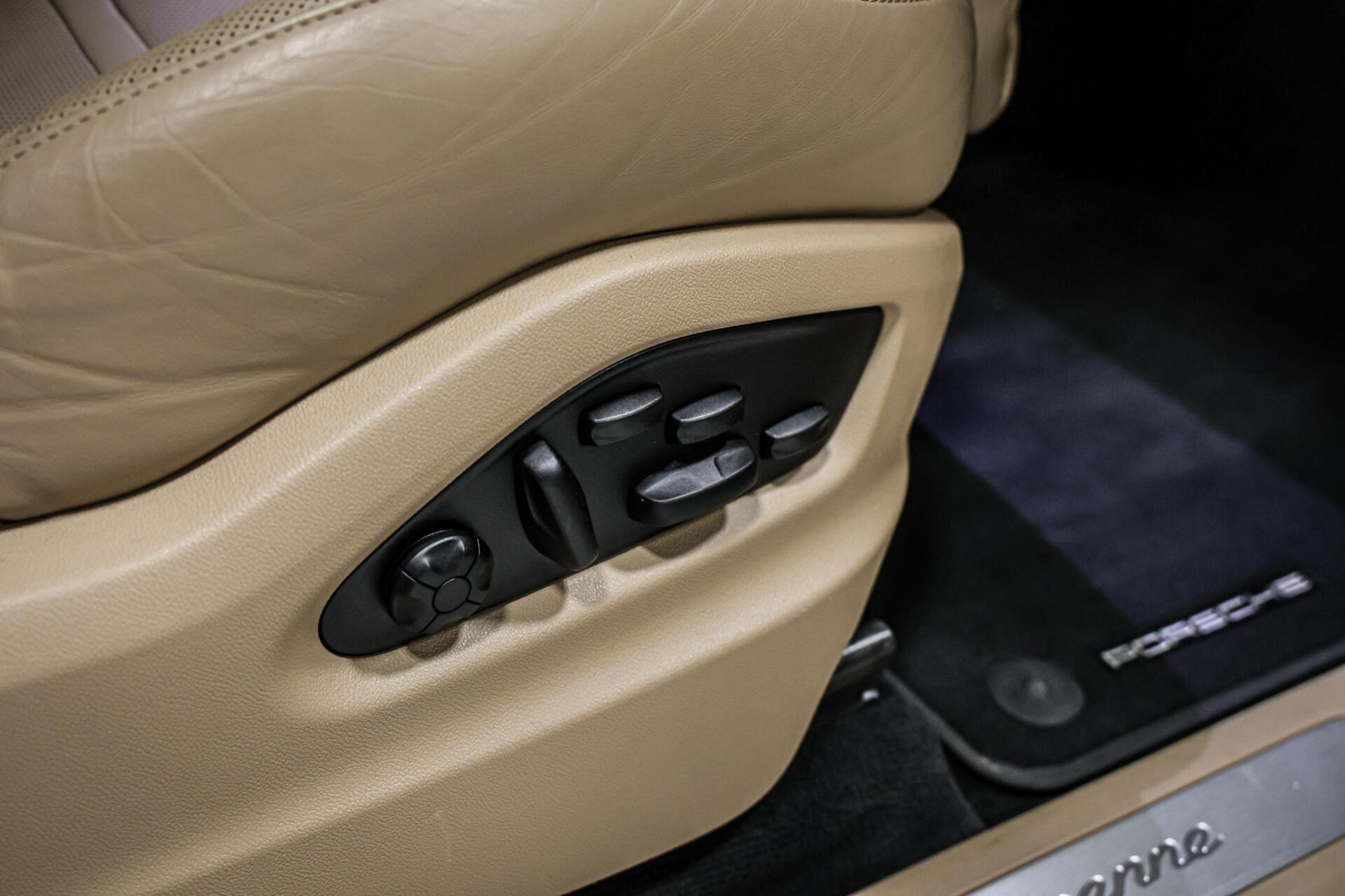 Foto van Porsche Cayenne E-hybrid