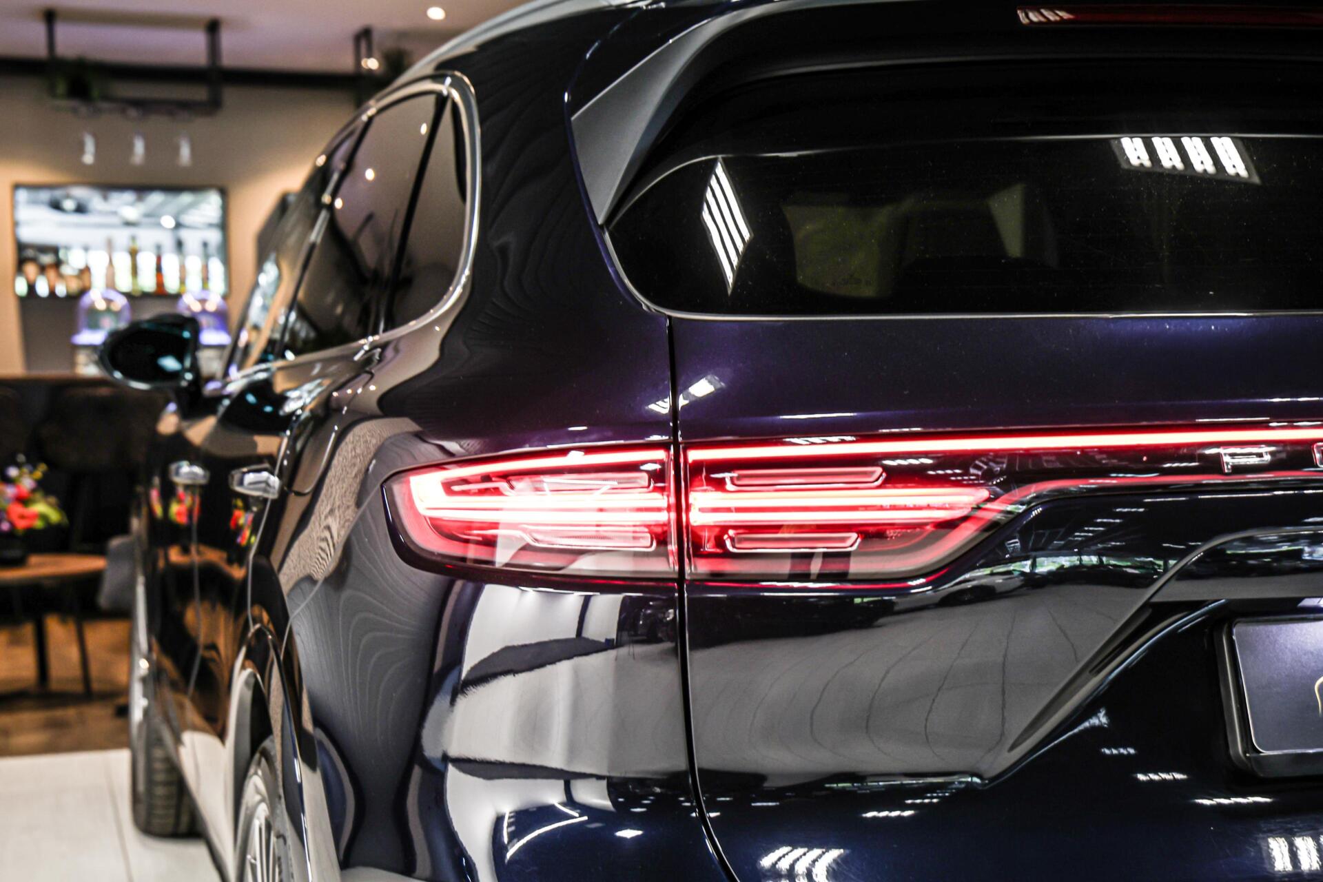 Foto van Porsche Cayenne E-hybrid