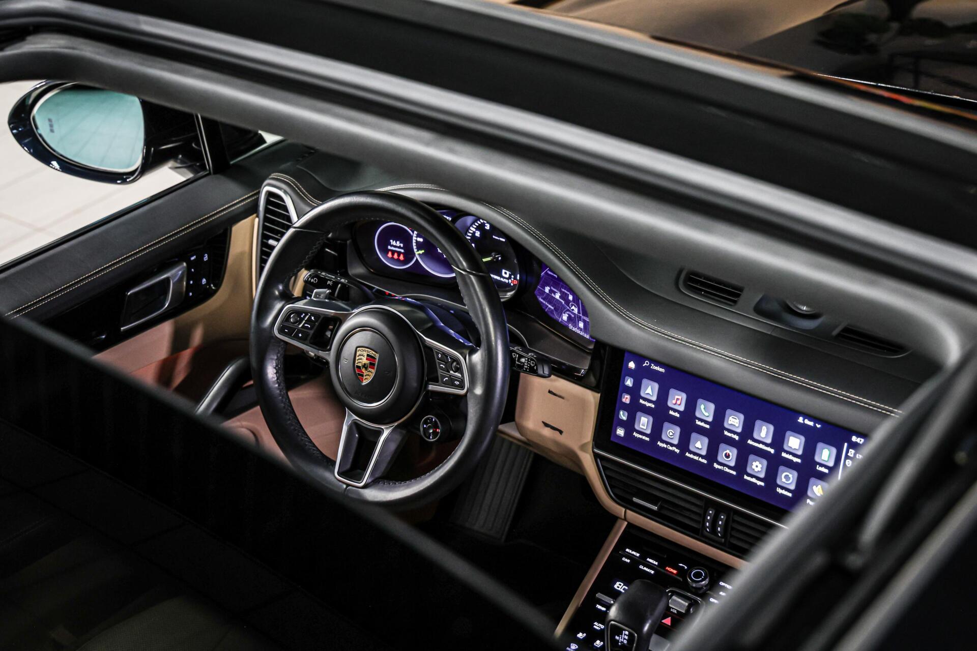 Foto van Porsche Cayenne E-hybrid