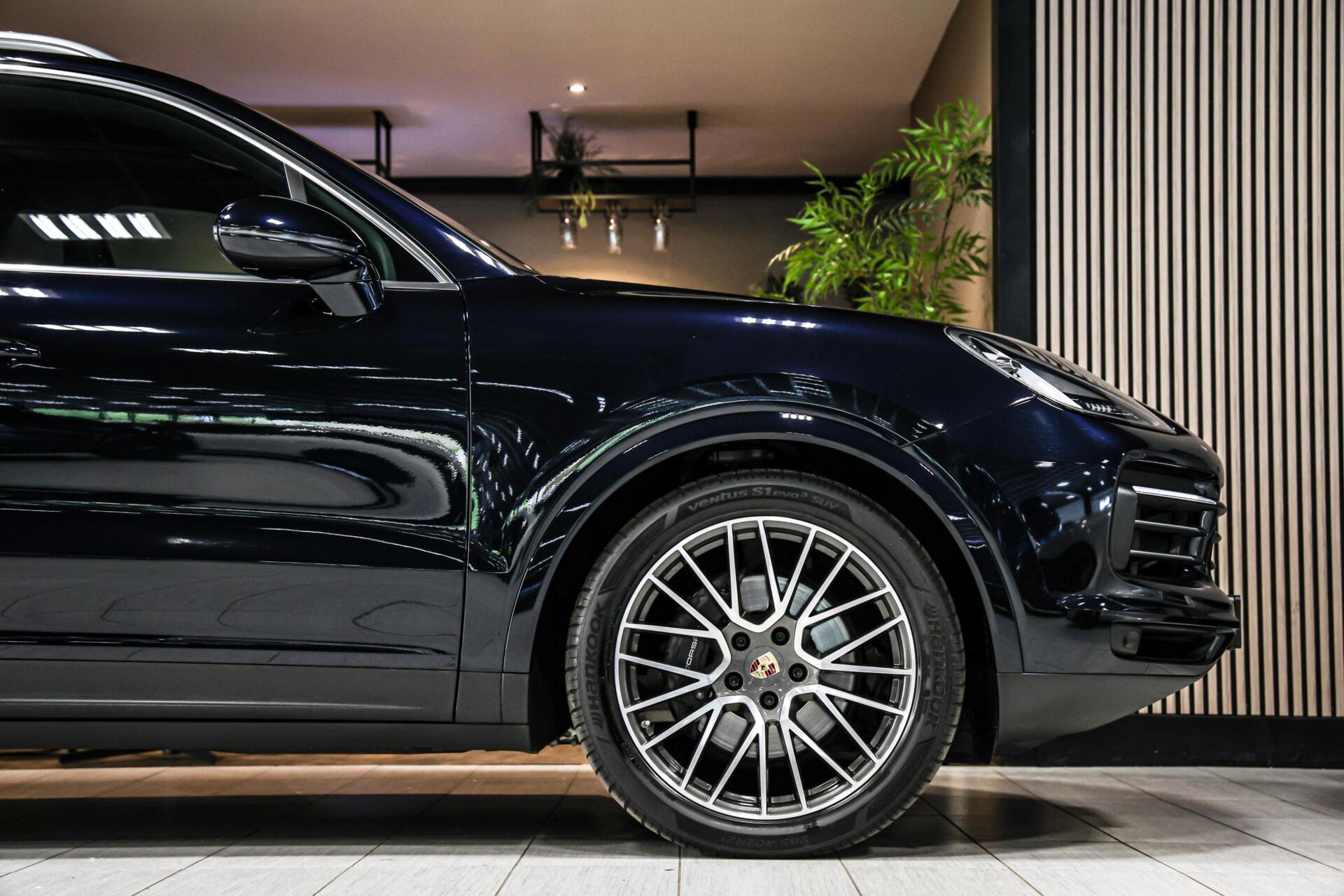 Foto van Porsche Cayenne E-hybrid
