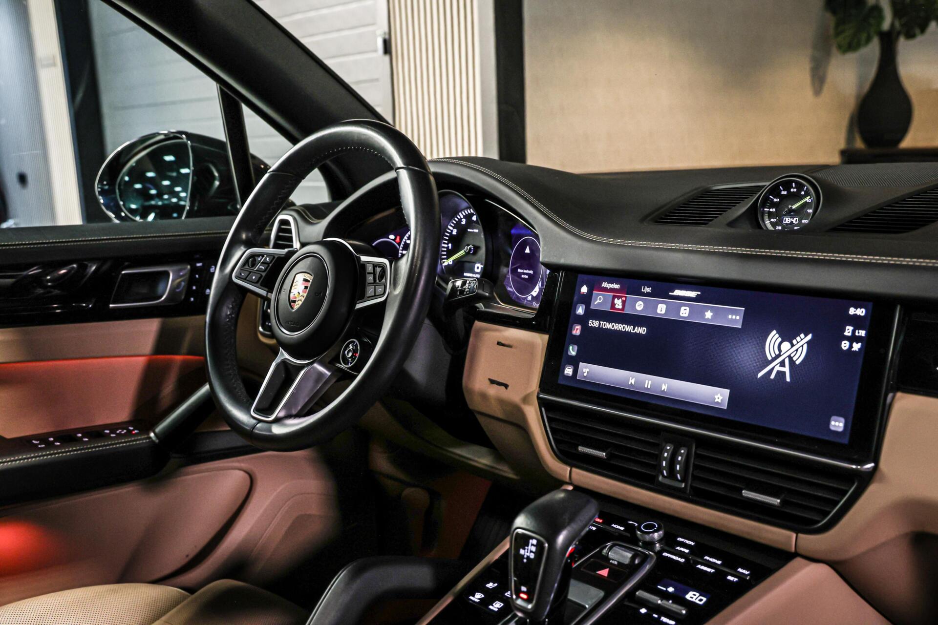 Foto van Porsche Cayenne E-hybrid
