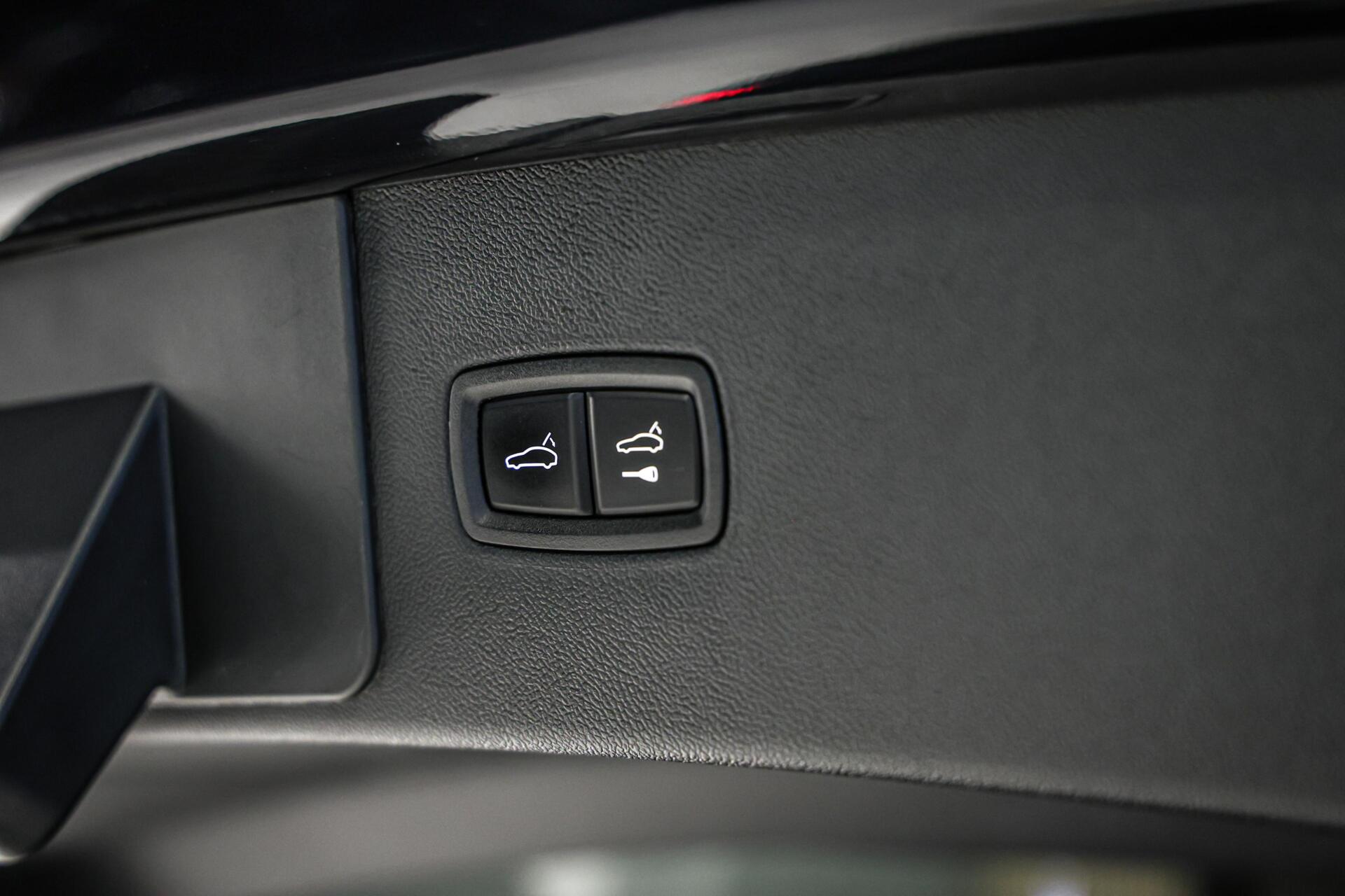Foto van Porsche Cayenne E-hybrid