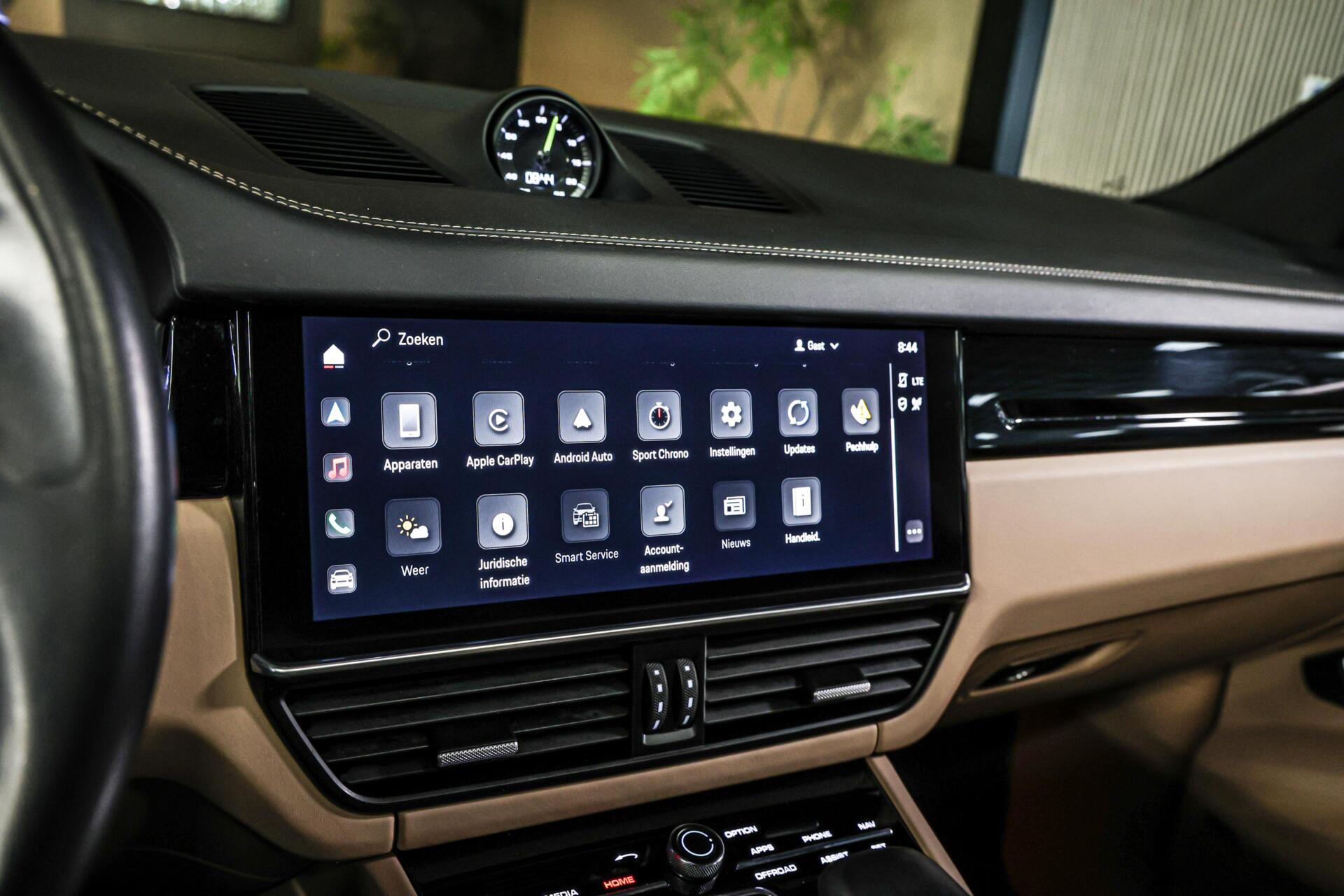 Foto van Porsche Cayenne E-hybrid