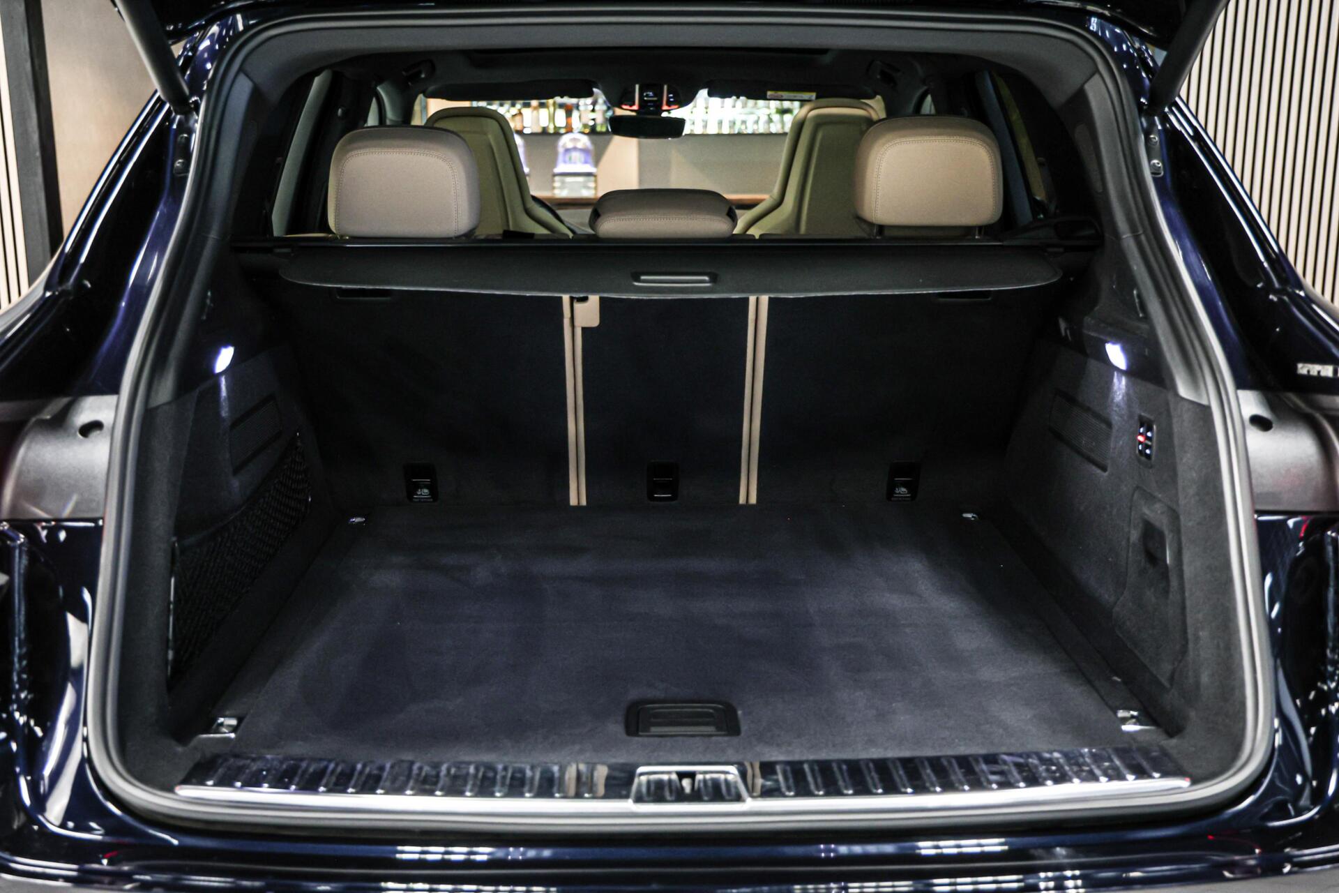 Foto van Porsche Cayenne E-hybrid