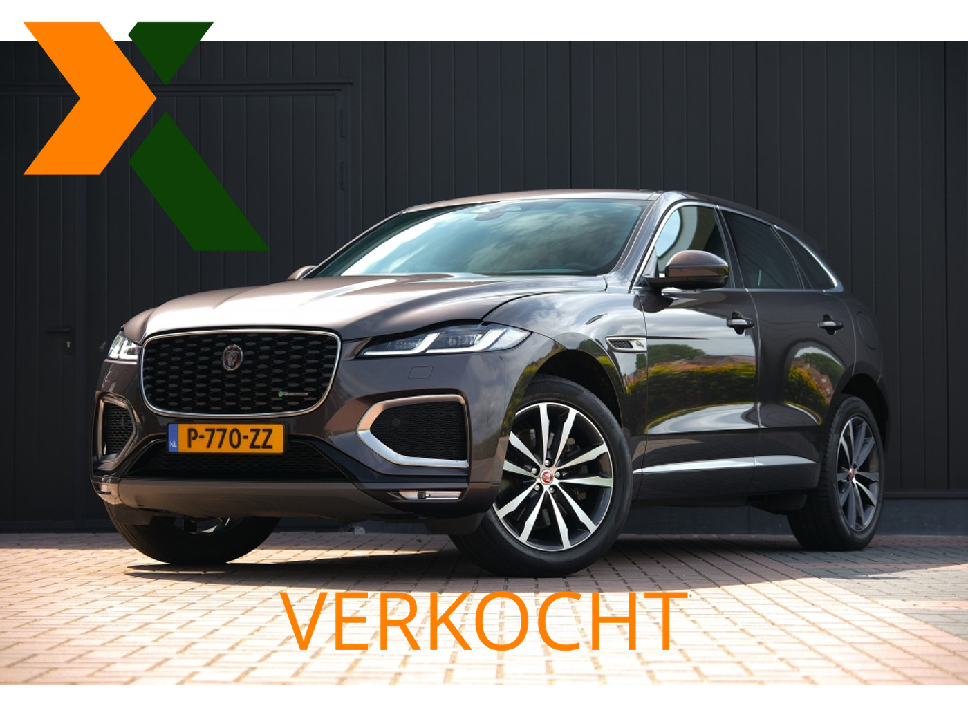 Jaguar Jaguar F-pace 2.0 P400e PHEV R-Dynamic Black | Meridian Surround Sound | Volleder | Panodak | CarPlay | 360 Cam | Memory | Adap Cruise | 360Cam | Etc..  Org NL 2022 - voorkant