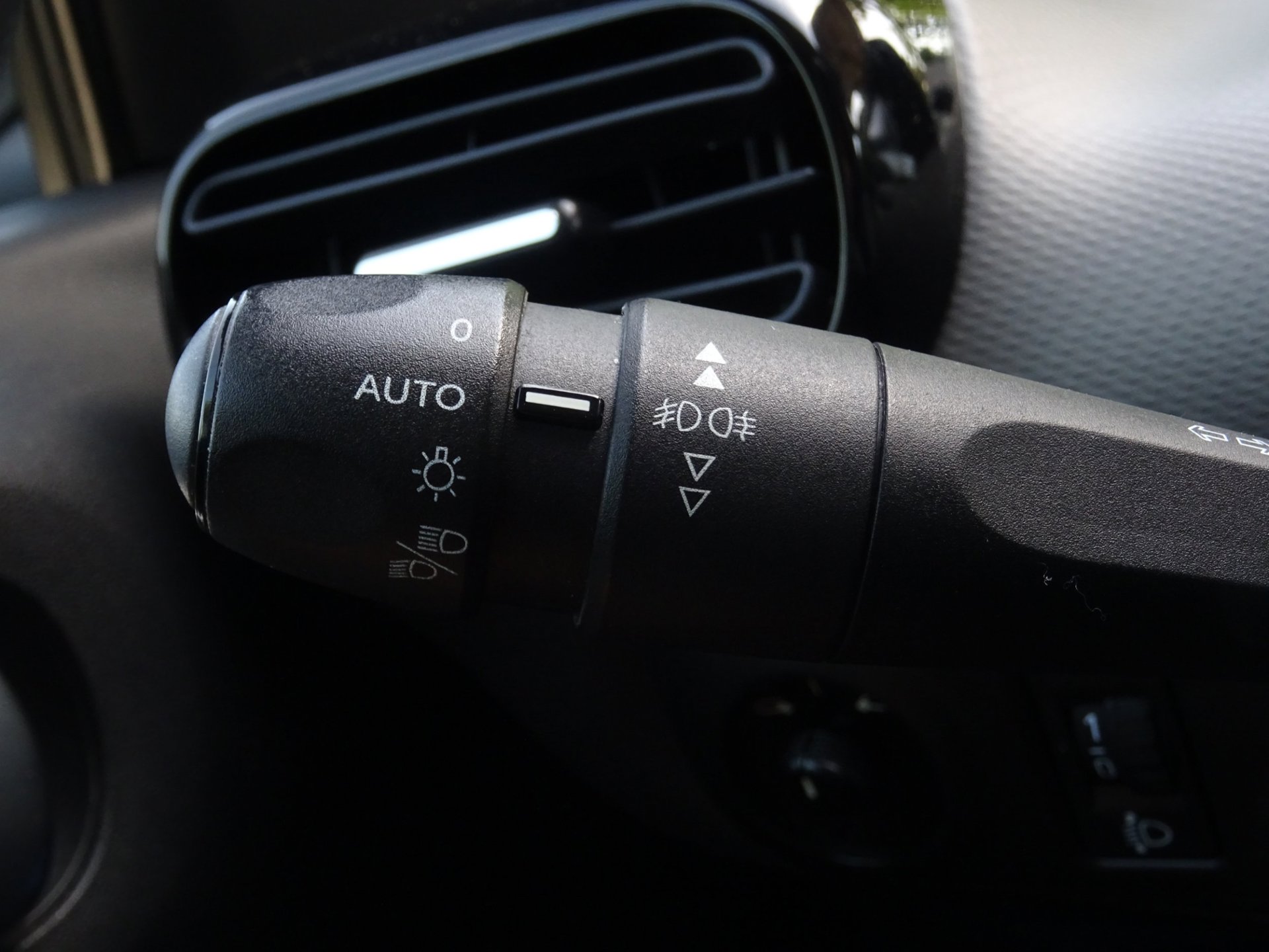 Foto van Citroen C4 Cactus