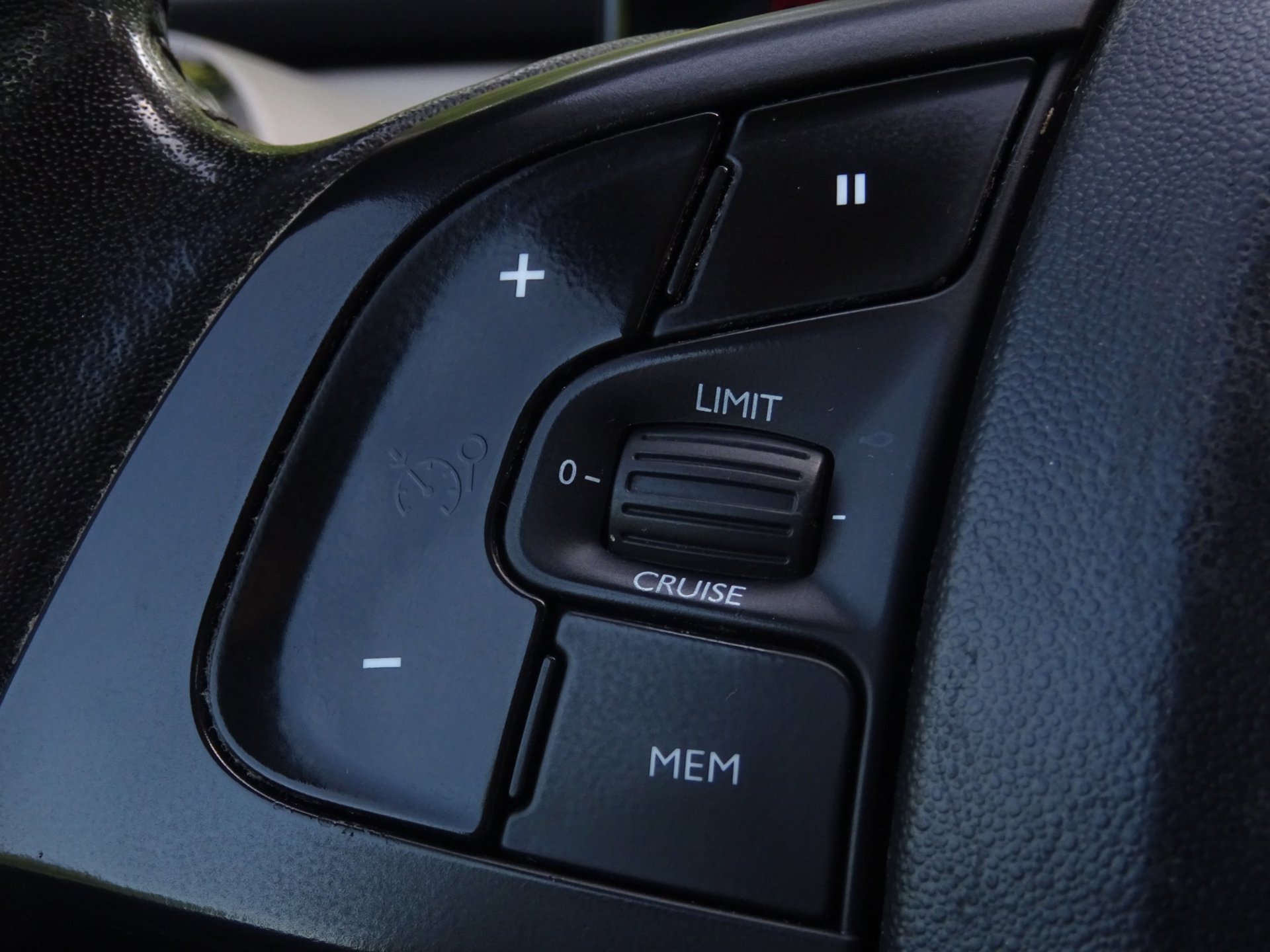 Foto van Citroen C4 Cactus