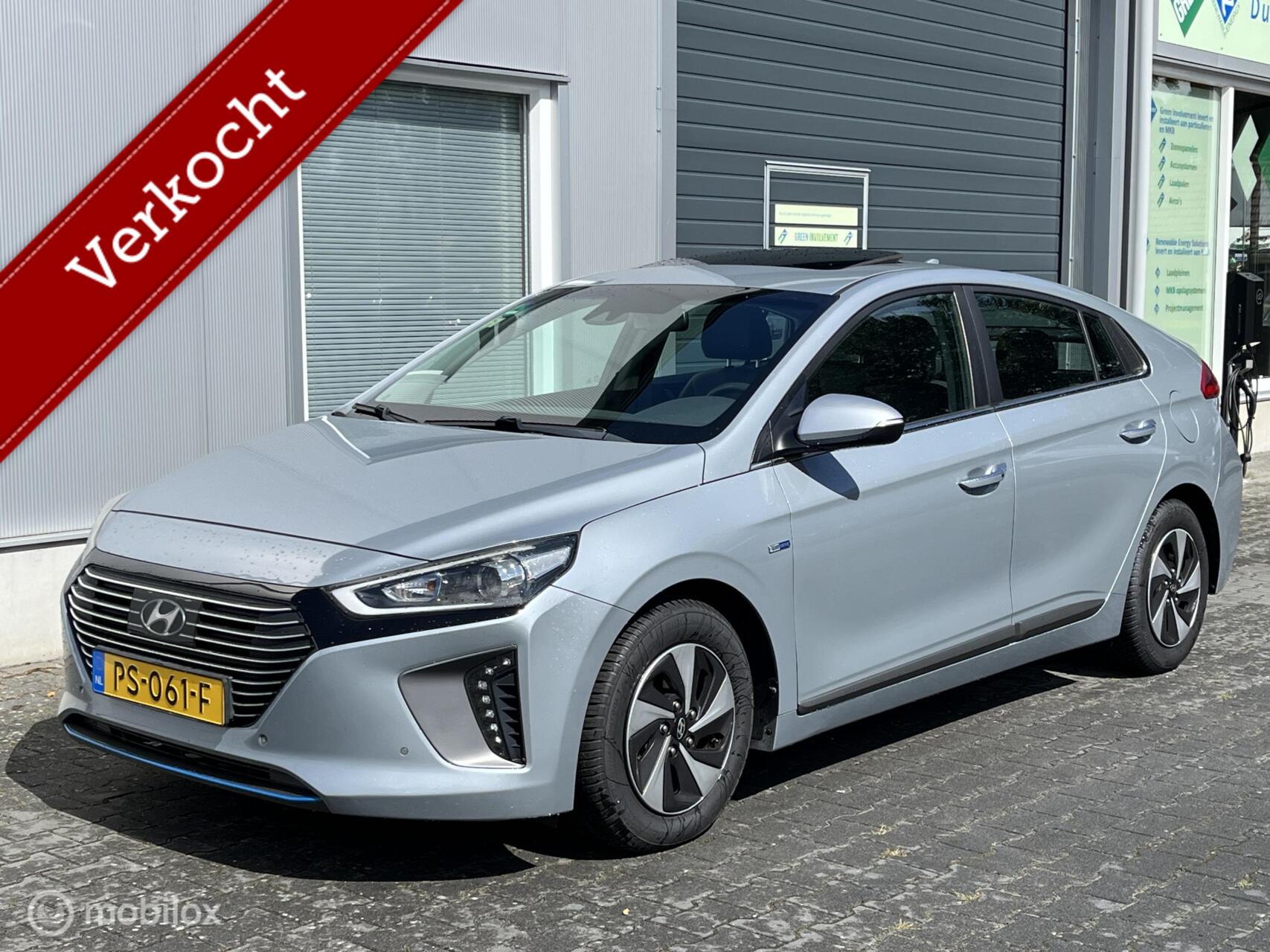Hyundai Ioniq 1.6 GDi Premium, Dakje, Leder, ACC, Camera, etc 2018 - voorkant
