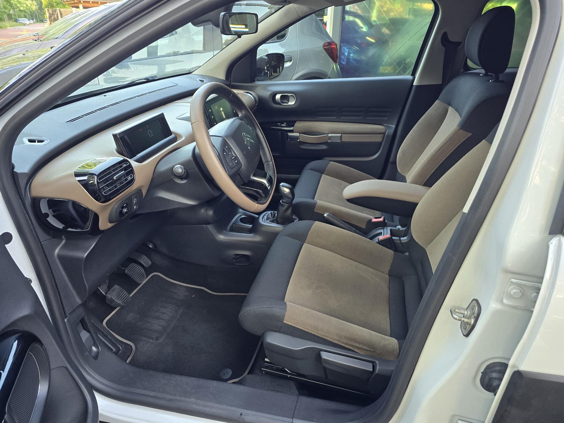 Foto van Citroen C4 Cactus