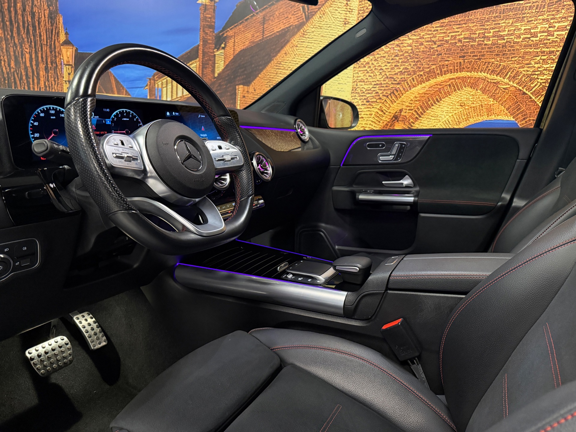 Foto van Mercedes-Benz B 250 E