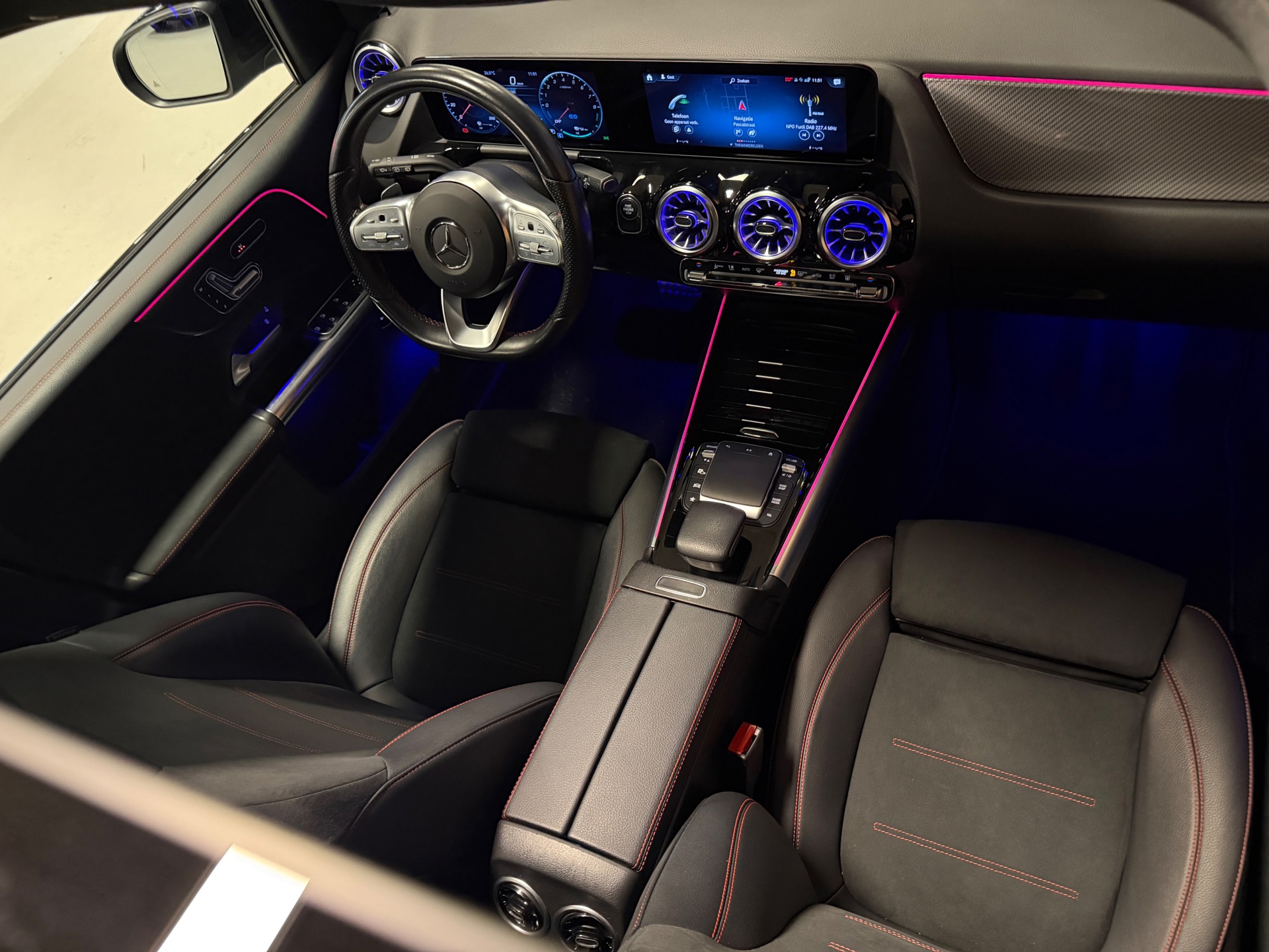 Foto van Mercedes-Benz B 250 E