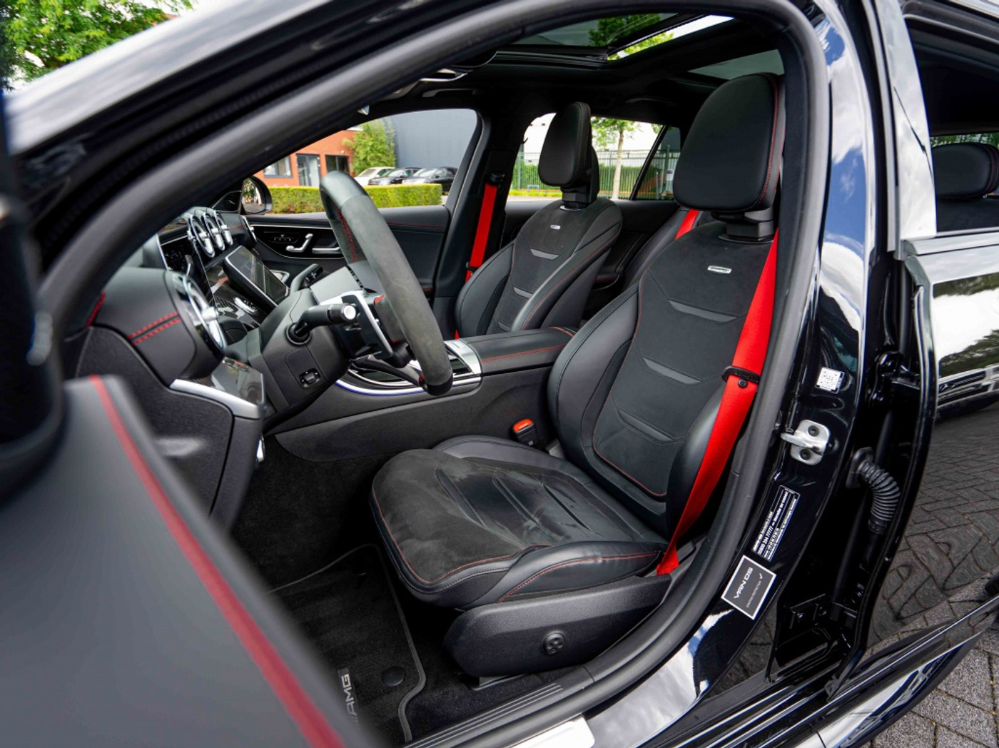 Foto van Mercedes-Benz AMG C 43 4matic+
