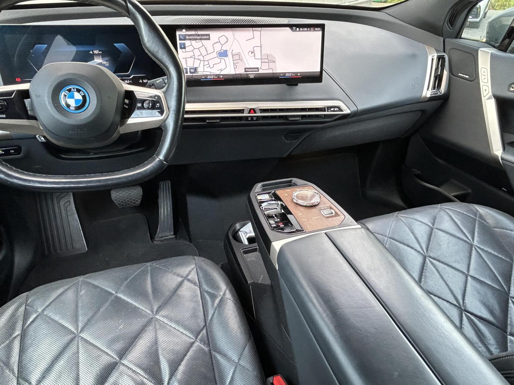 Foto van BMW Ix Xdrive40