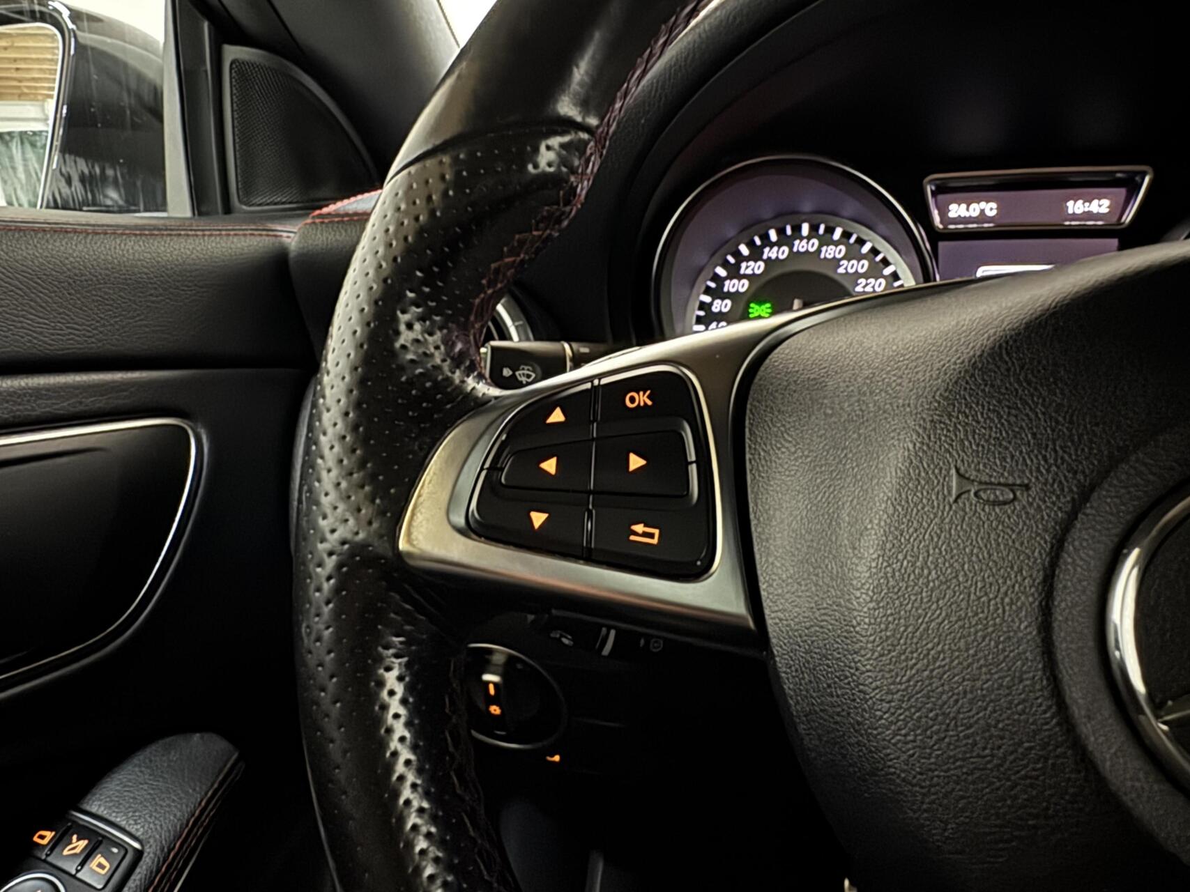 Foto van Mercedes-Benz Cla 200