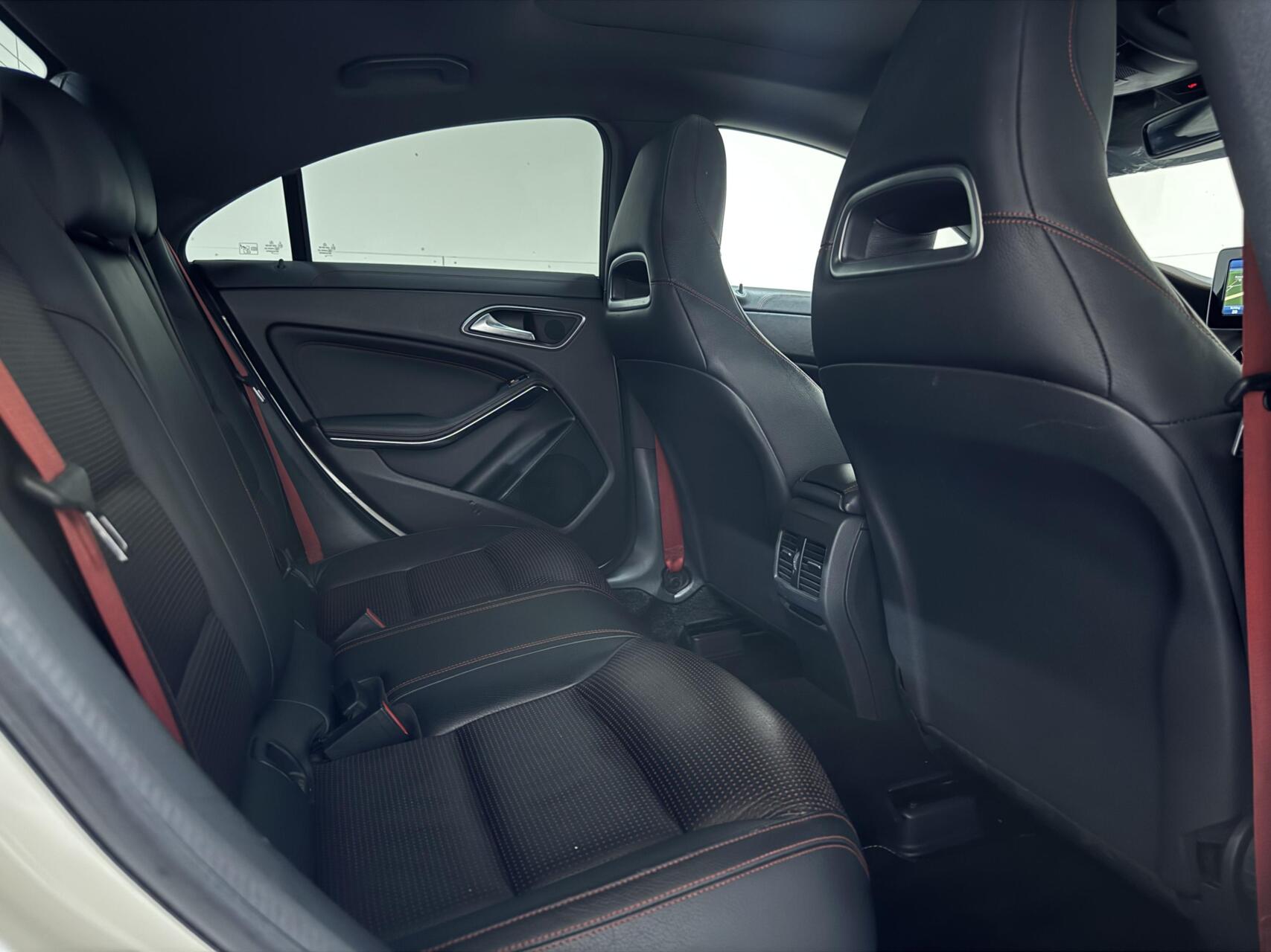 Foto van Mercedes-Benz Cla 200