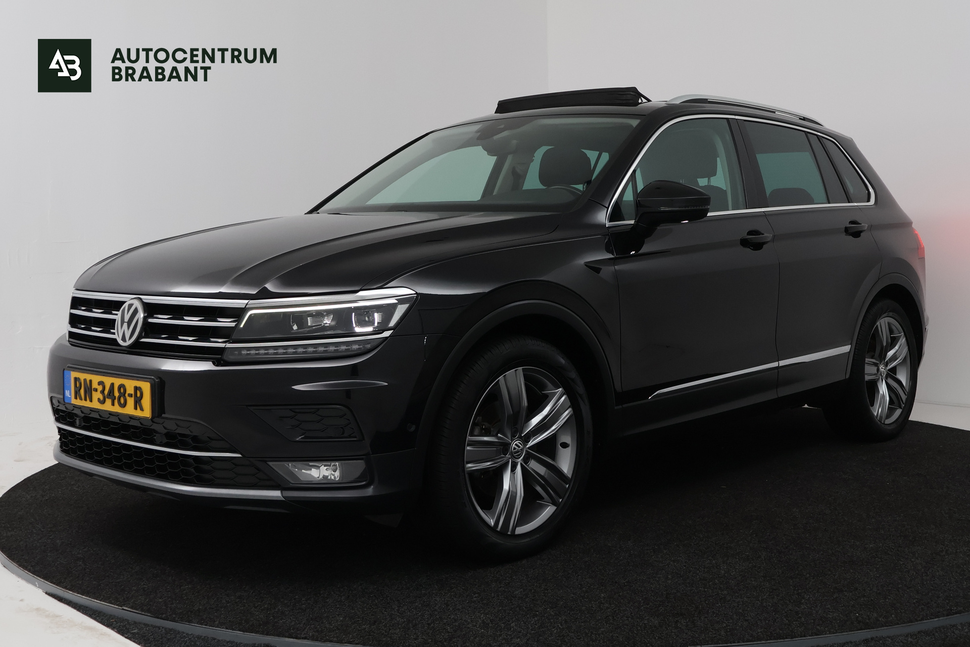 Volkswagen Tiguan 1.4 TSI ACT Highline 2018 - voorkant