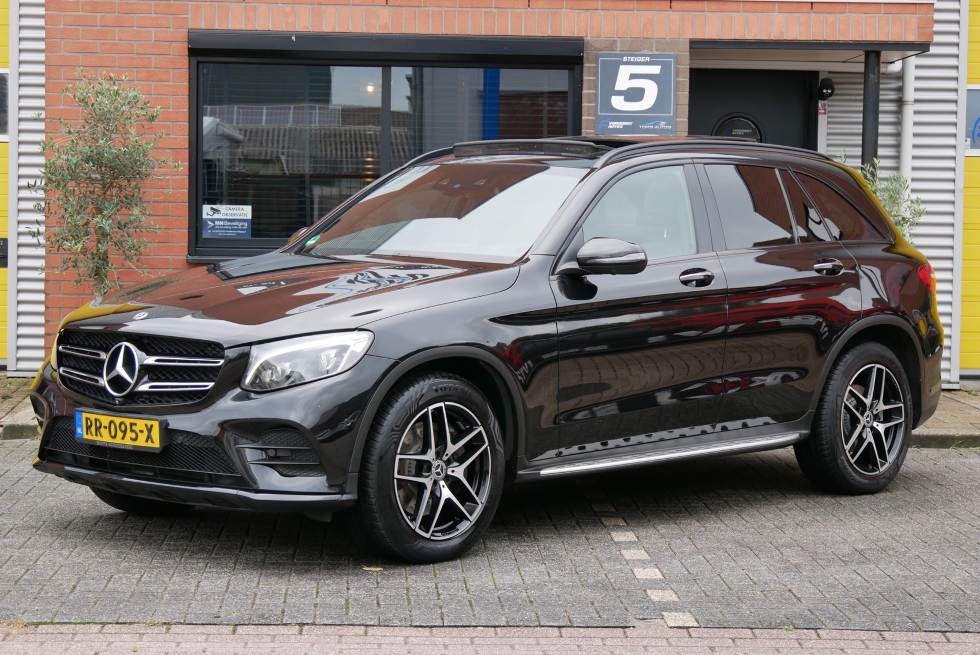 Foto van Mercedes-Benz GLC 250 4Matic