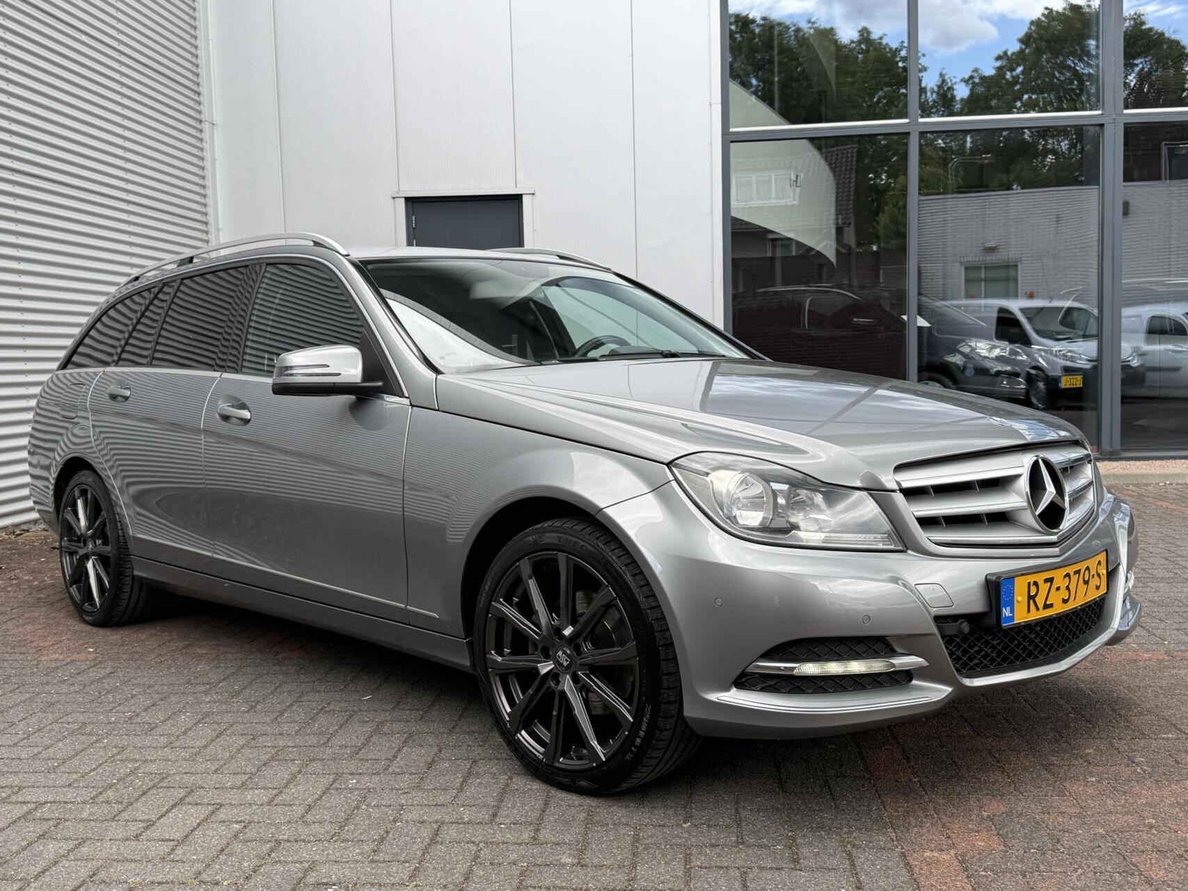 Foto van Mercedes-Benz C 220 CDI