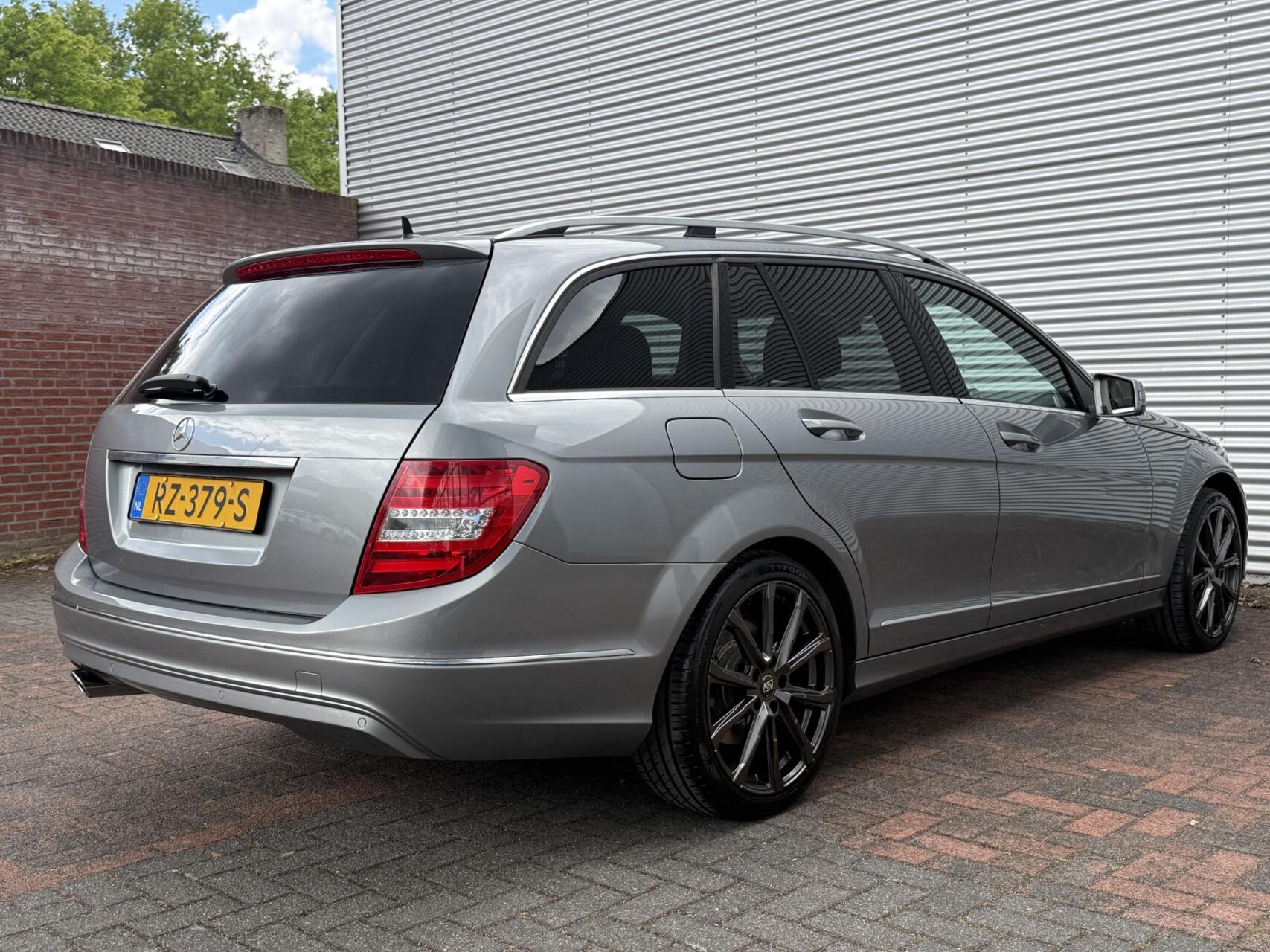 Foto van Mercedes-Benz C 220 CDI