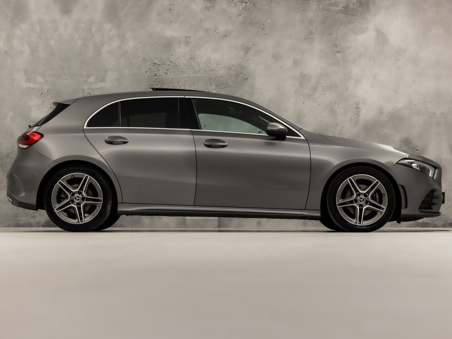 Foto van Mercedes-Benz A 200